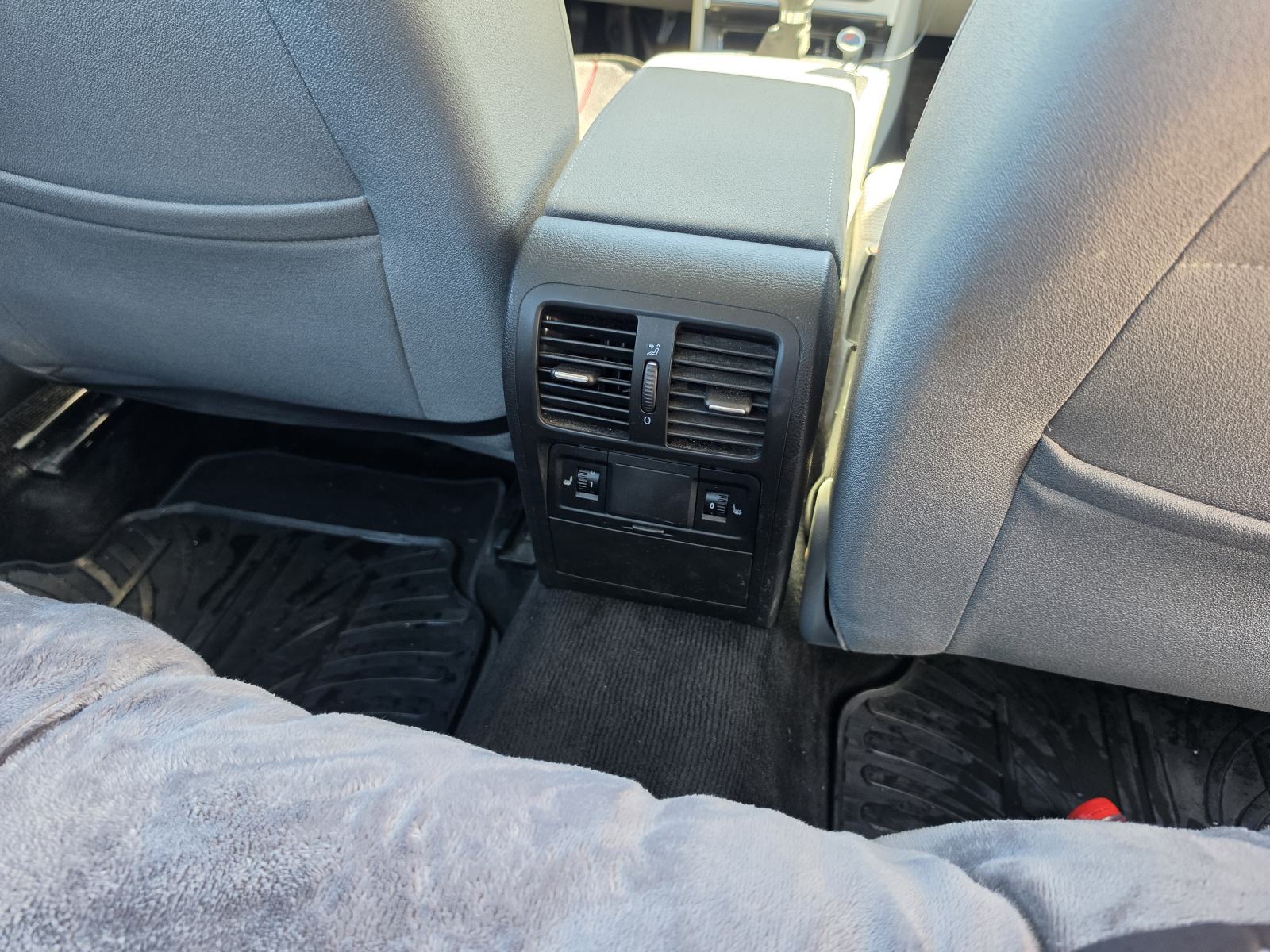 VW Passat 2,0 TDI, fotografija 8