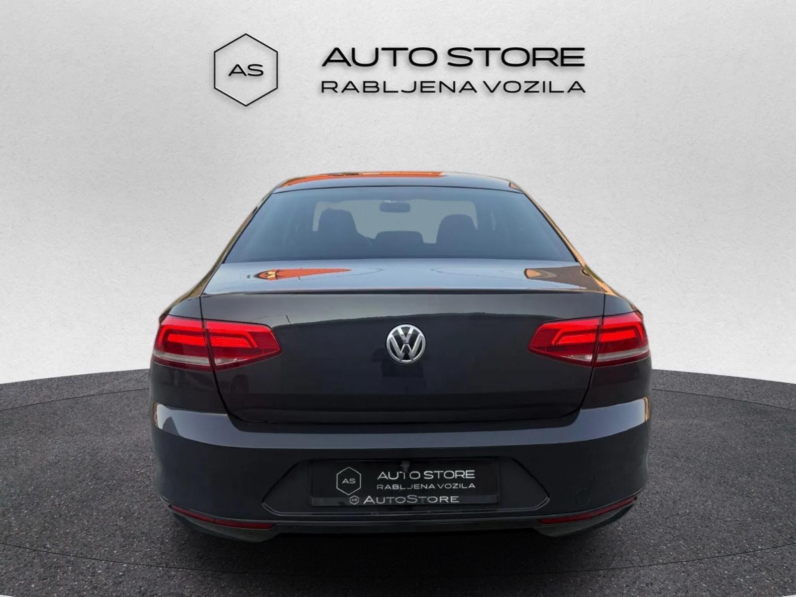 VW Passat 2,0 TDI | VLASNIK 5 god., VELIKI SER., NAVI, GR.SJ, ZAMJENA, fotografija 4