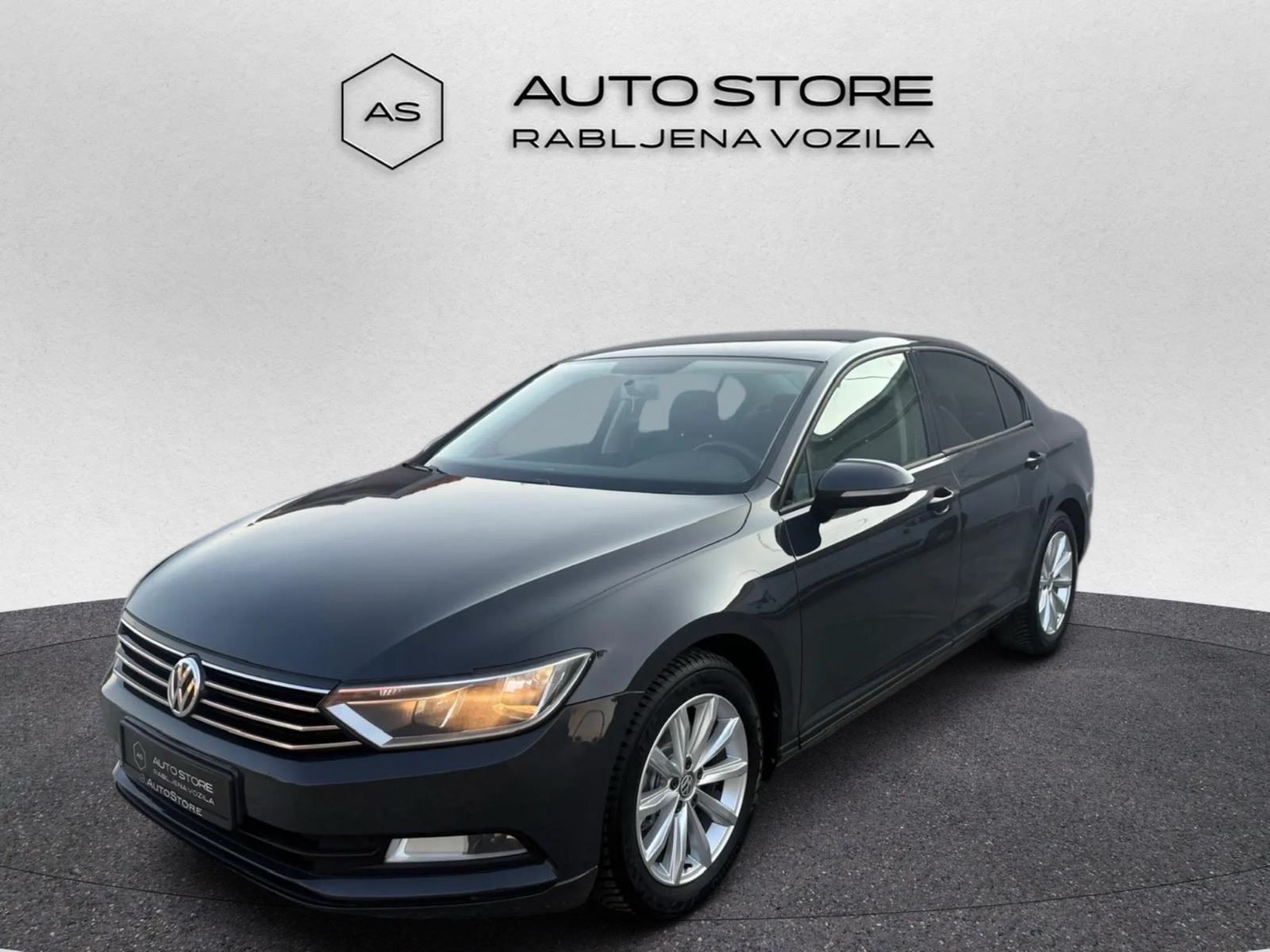 VW Passat 2,0 TDI | VLASNIK 5 god., VELIKI SER., NAVI, GR.SJ, ZAMJENA, fotografija 1