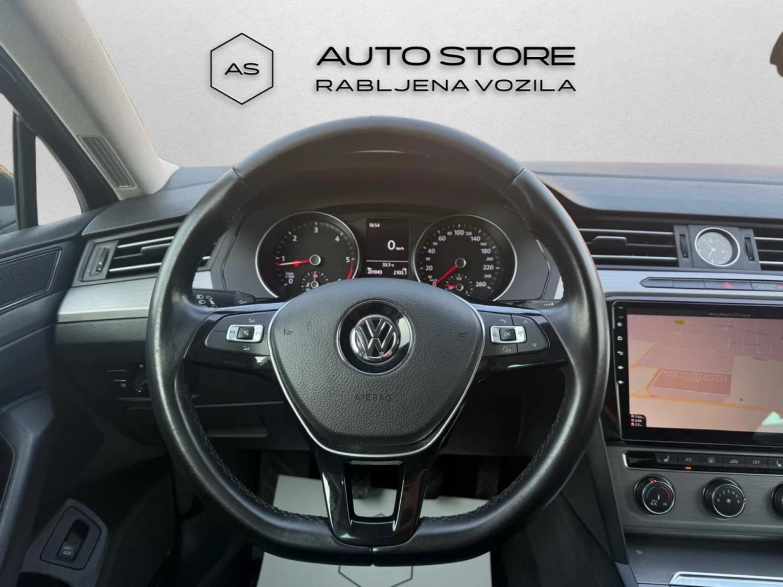 VW Passat 2,0 TDI | VLASNIK 5 god., VELIKI SER., NAVI, GR.SJ, ZAMJENA, fotografija 15