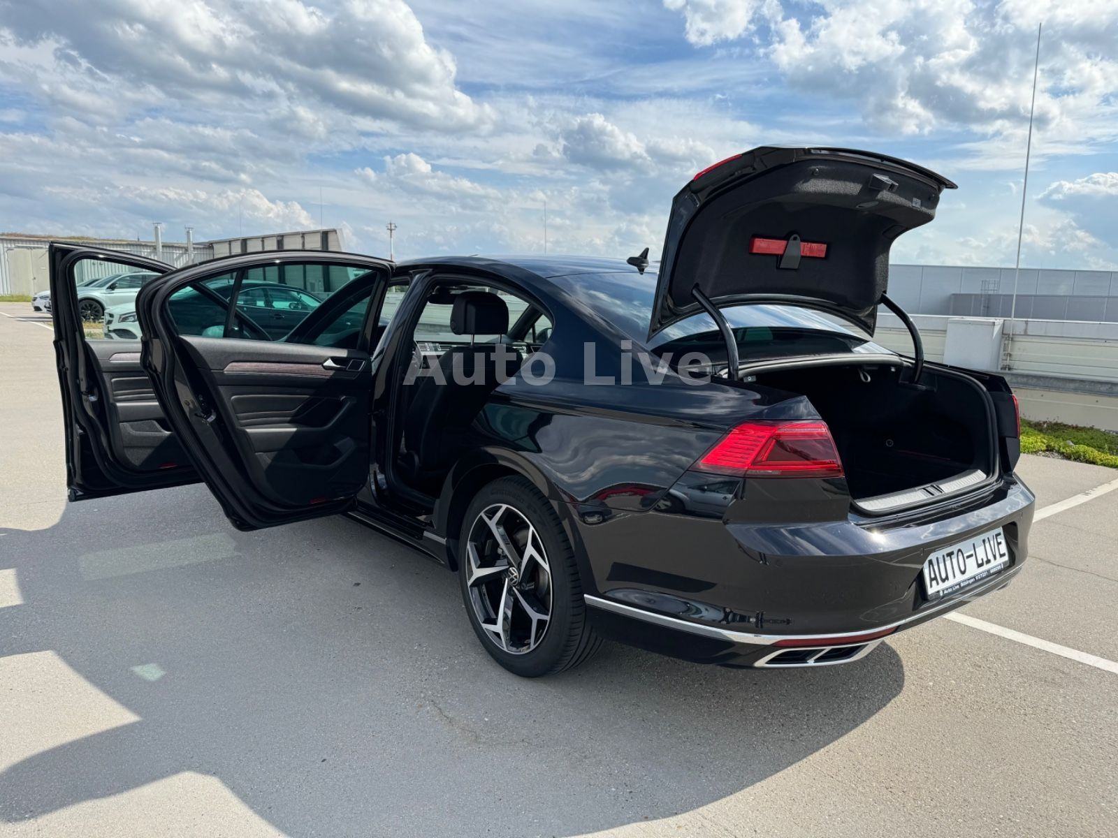 VW Passat 2.0 TSI DSG 3xR-LINE PANORAMA ACC VIRTUAL C. HUD IQ LIGHT, fotografija 19