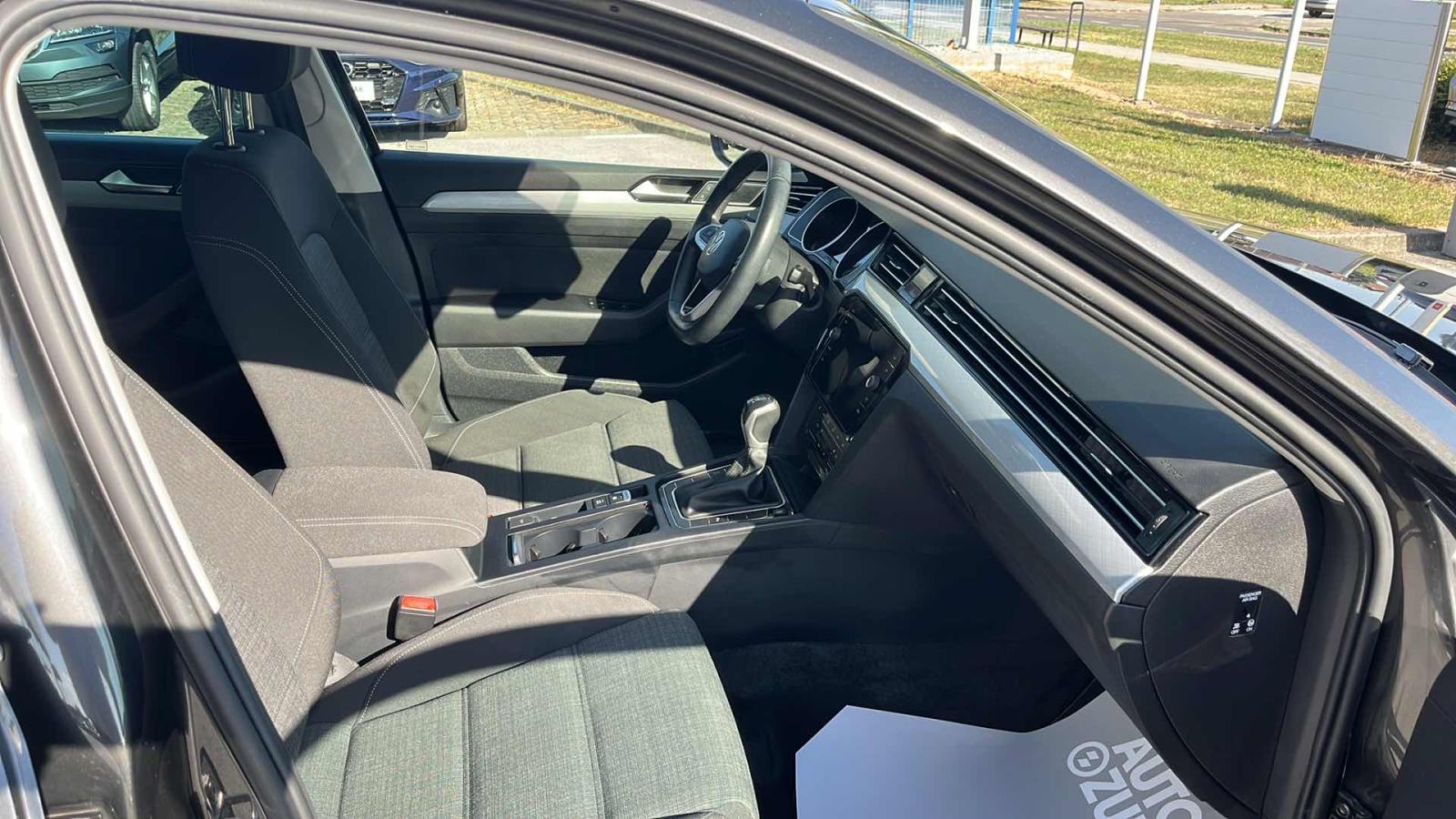 VW PASSAT 2021 • PREMIUM jamstvo • AutoZubak Rabljena, fotografija 9