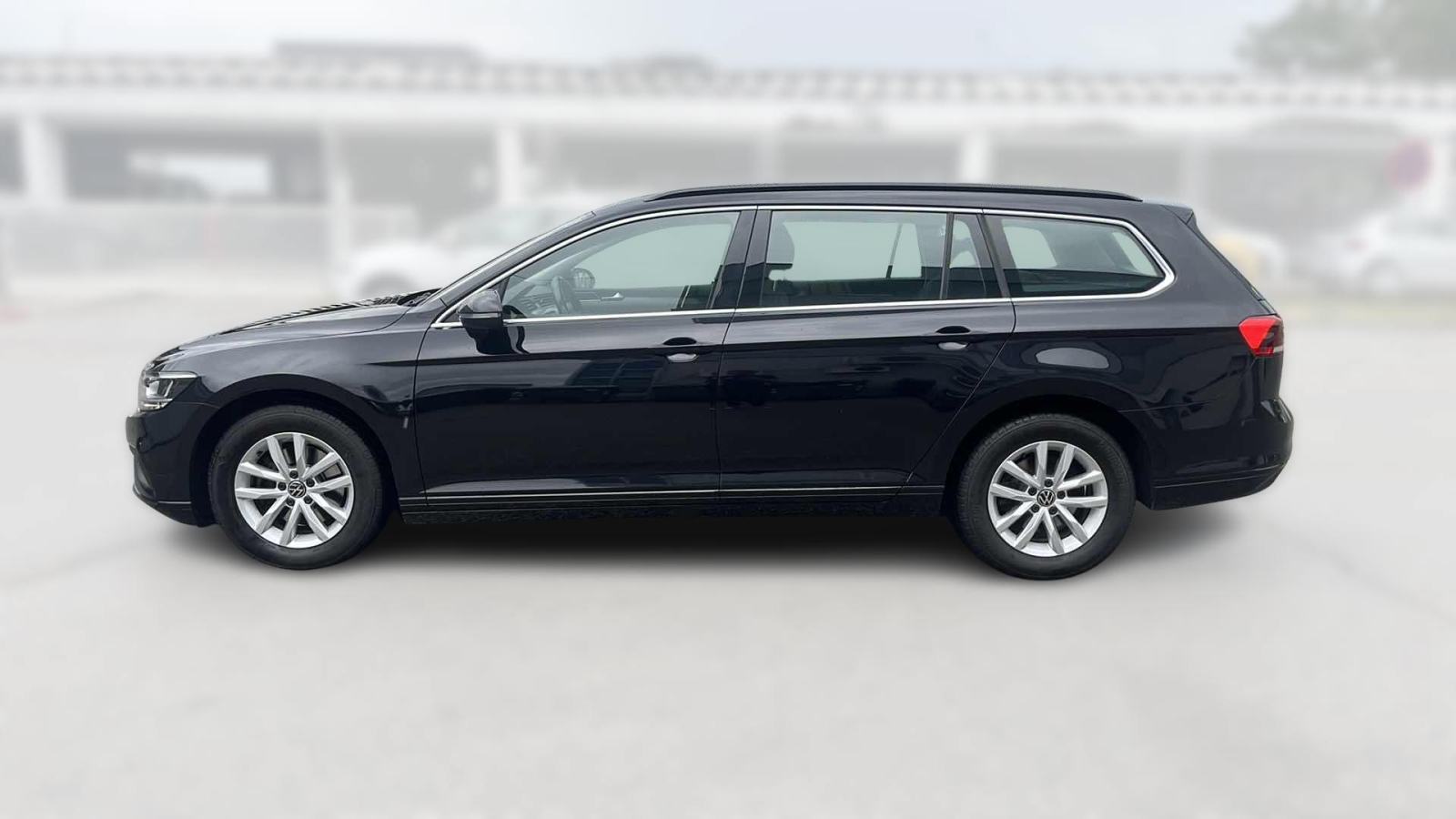 VW PASSAT 2022 • PREMIUM jamstvo • AutoZubak Rabljena, fotografija 5