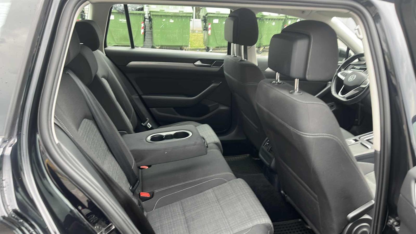 VW PASSAT 2022 • PREMIUM jamstvo • AutoZubak Rabljena, fotografija 10