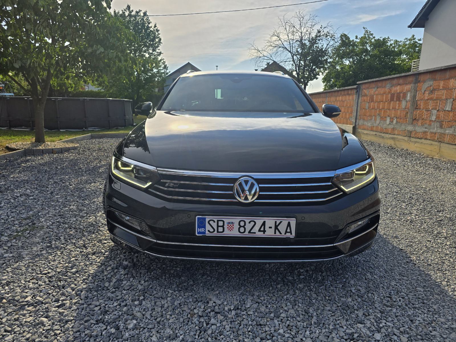 VW Passat 3x R-Line - Full Oprema - Reg. do 07/27 *140kW*, fotografija 8