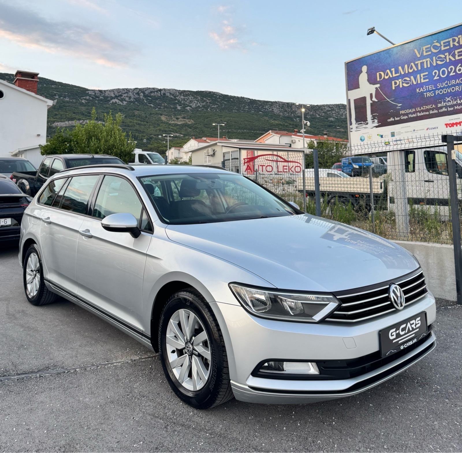 VW Passat B8 1,6 TDI —Mod 2016—REG.GOD.DANA—NAPRAVLJEN SERVIS—TEMP—TOP, fotografija 11