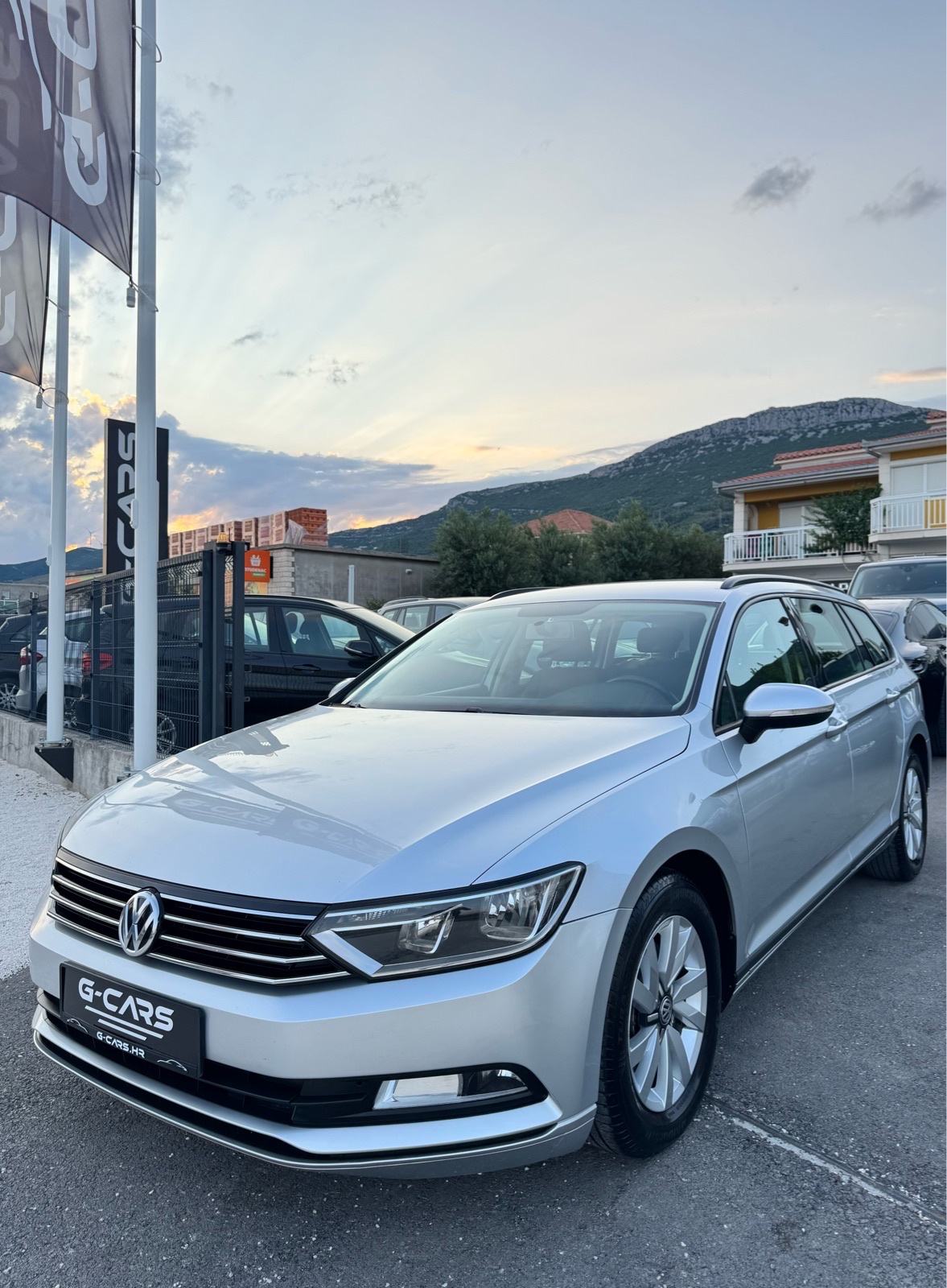VW Passat B8 1,6 TDI —Mod 2016—REG.GOD.DANA—NAPRAVLJEN SERVIS—TEMP—TOP, fotografija 2