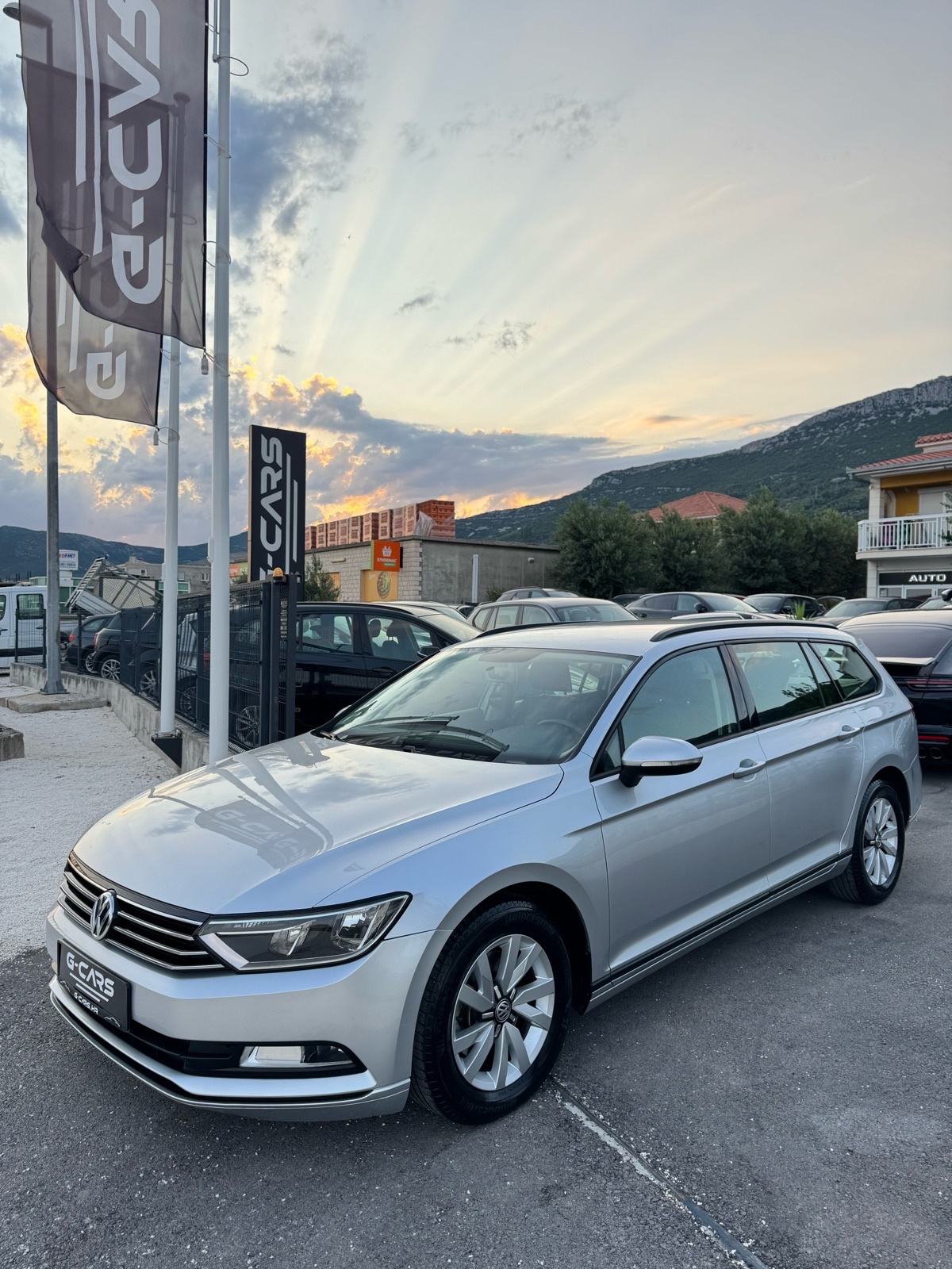 VW Passat B8 1,6 TDI —Mod 2016—REG.GOD.DANA—NAPRAVLJEN SERVIS—TEMP—TOP, fotografija 3