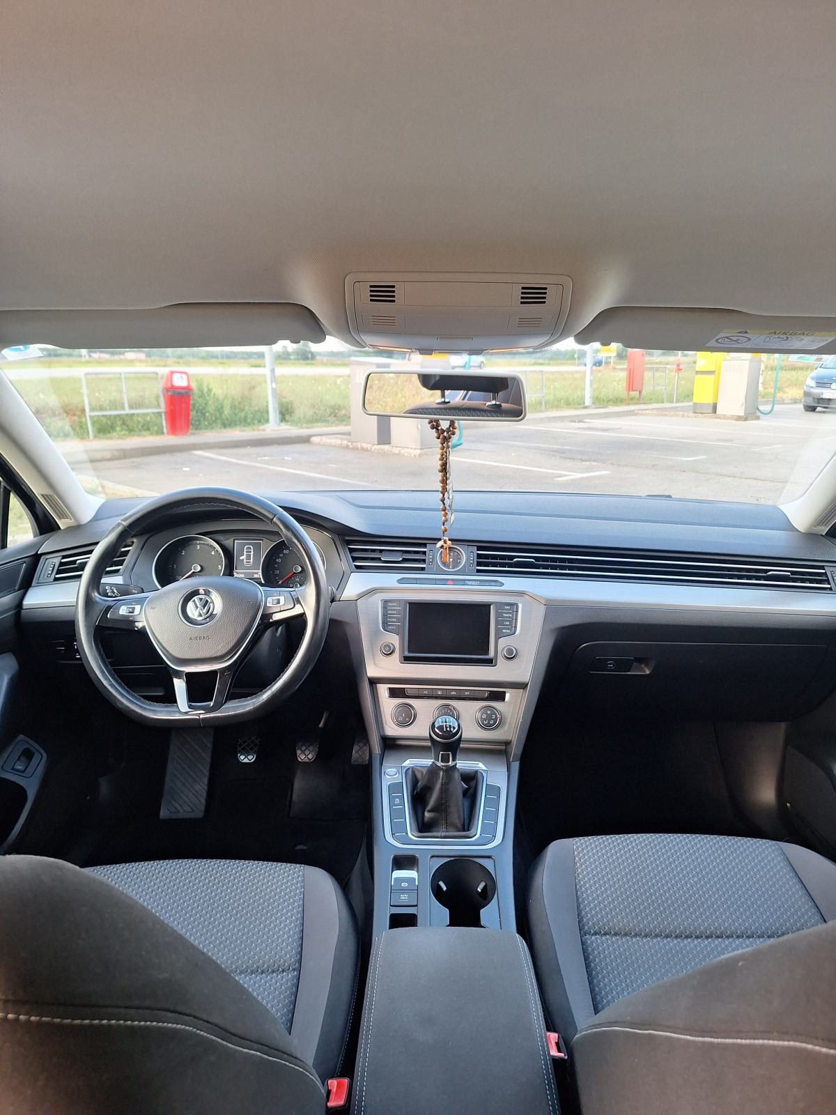 VW Passat B8 2.0 TDI 150 KS | 2015 | Servisna knj, fotografija 11