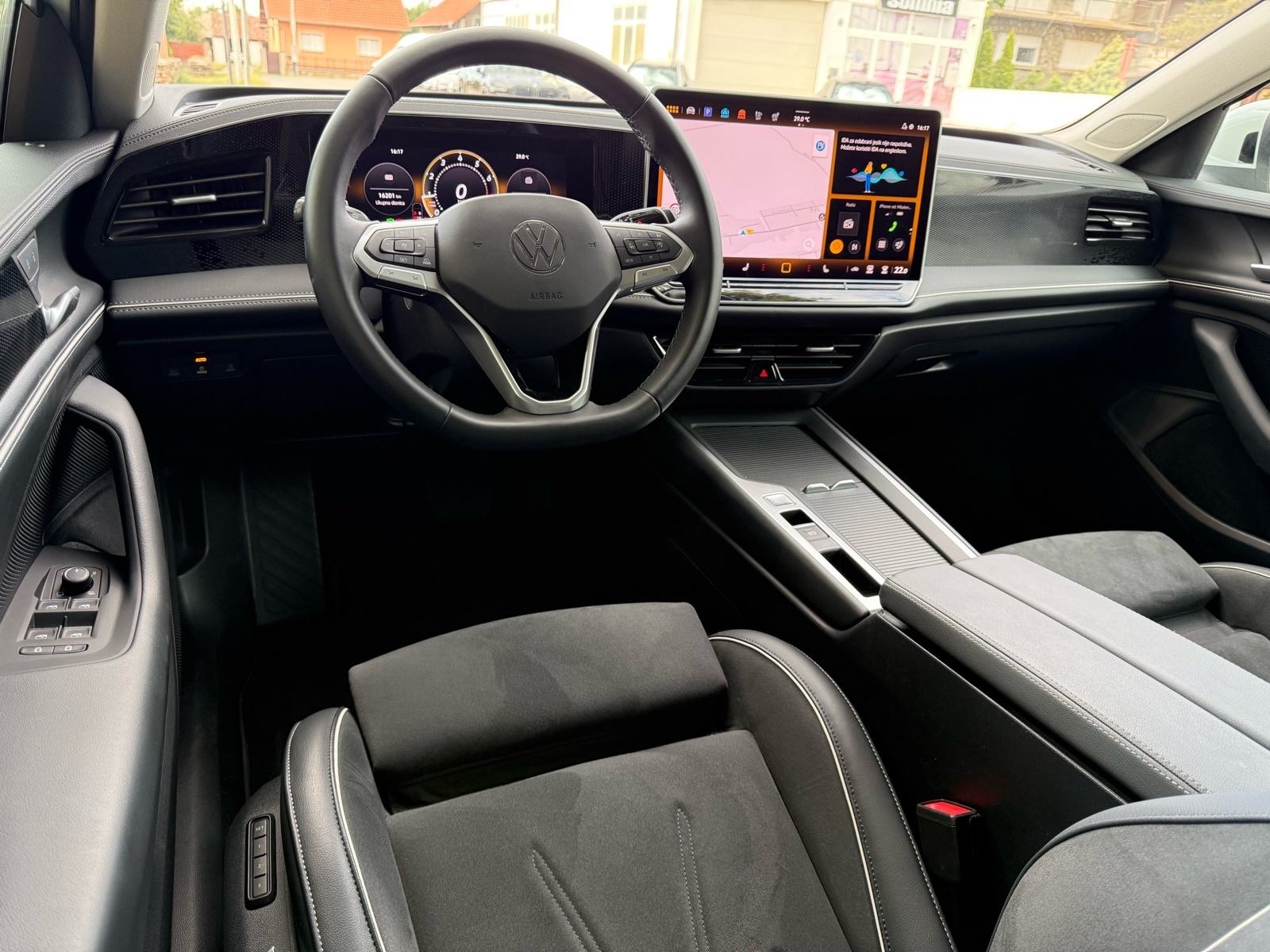 VW Passat B9- DSG - 12/25 - 16000 km - Business - IQ Matrix- reg 07/27, fotografija 4