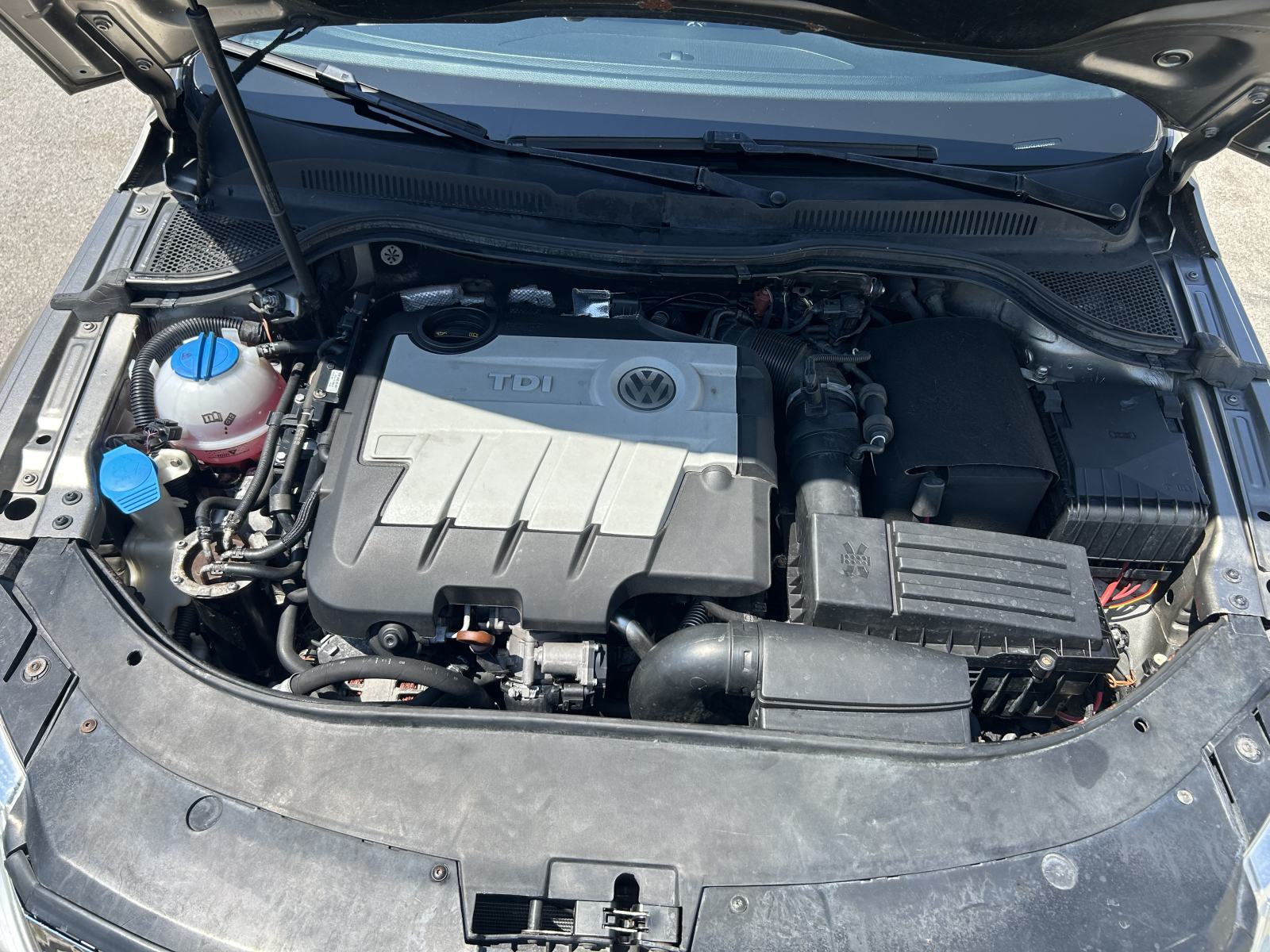 VW CC 2,0 TDI 2 KLJUČA 170 KS DSG REG 7/27 ALU 19, fotografija 17