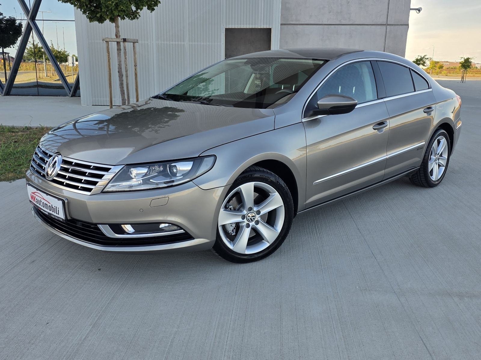 VW Passat CC 2,0 TDI ALU,NAVI,KAMERA 182 T.K.M, pogled izvana - slika 1
