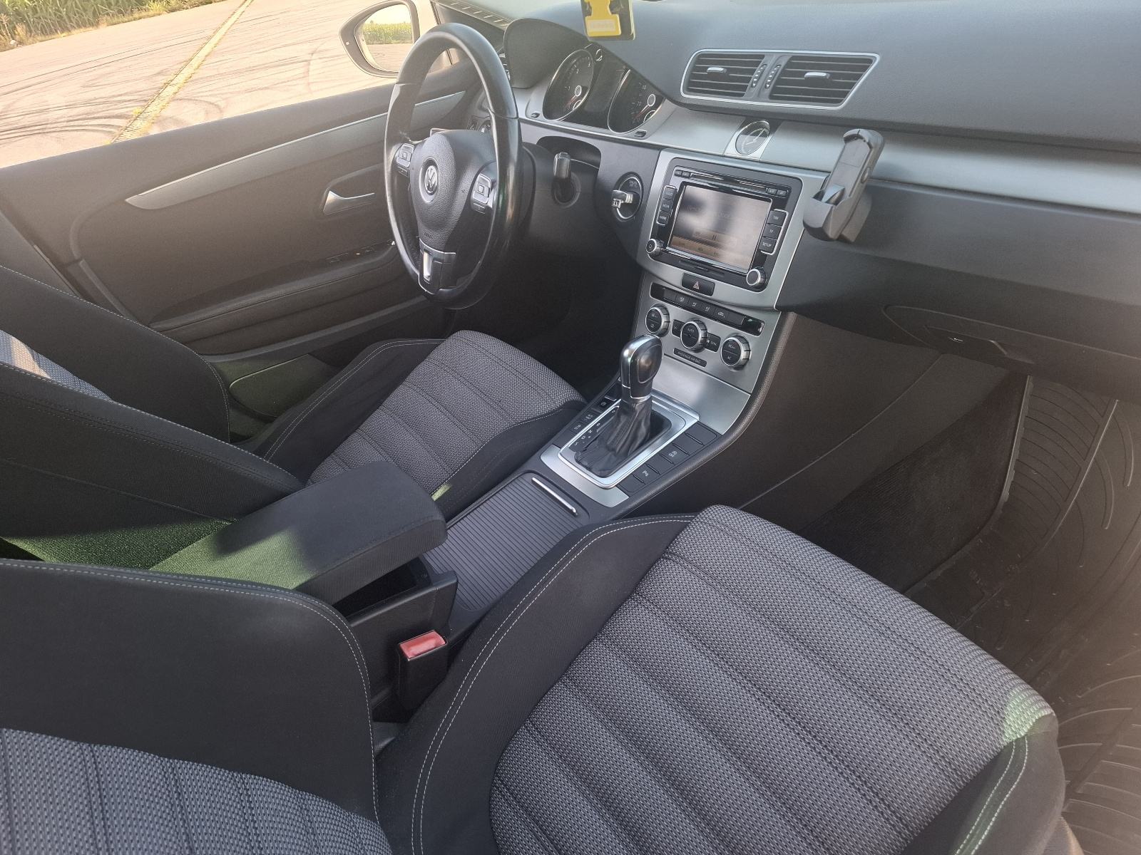 VW Passat CC 2,0 TDI 2013,automatik REDIZAJN, SVI SERVISI, GUME,RAČUNI, fotografija 9