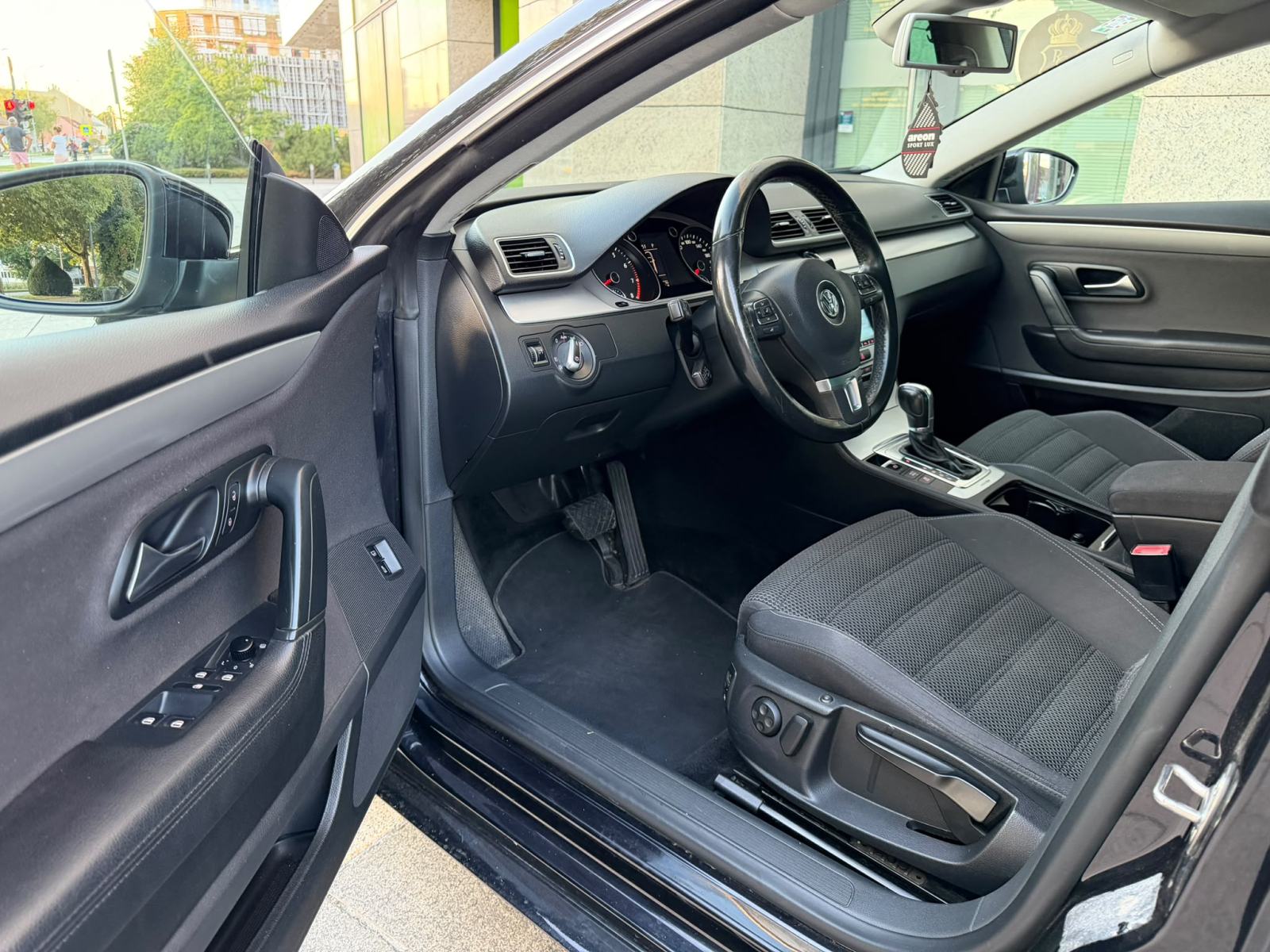 VW PASSAT CC 3.6 - V6 - 4 MOTION - AUTOMATIK - REGAN - TOP STANJE, fotografija 13