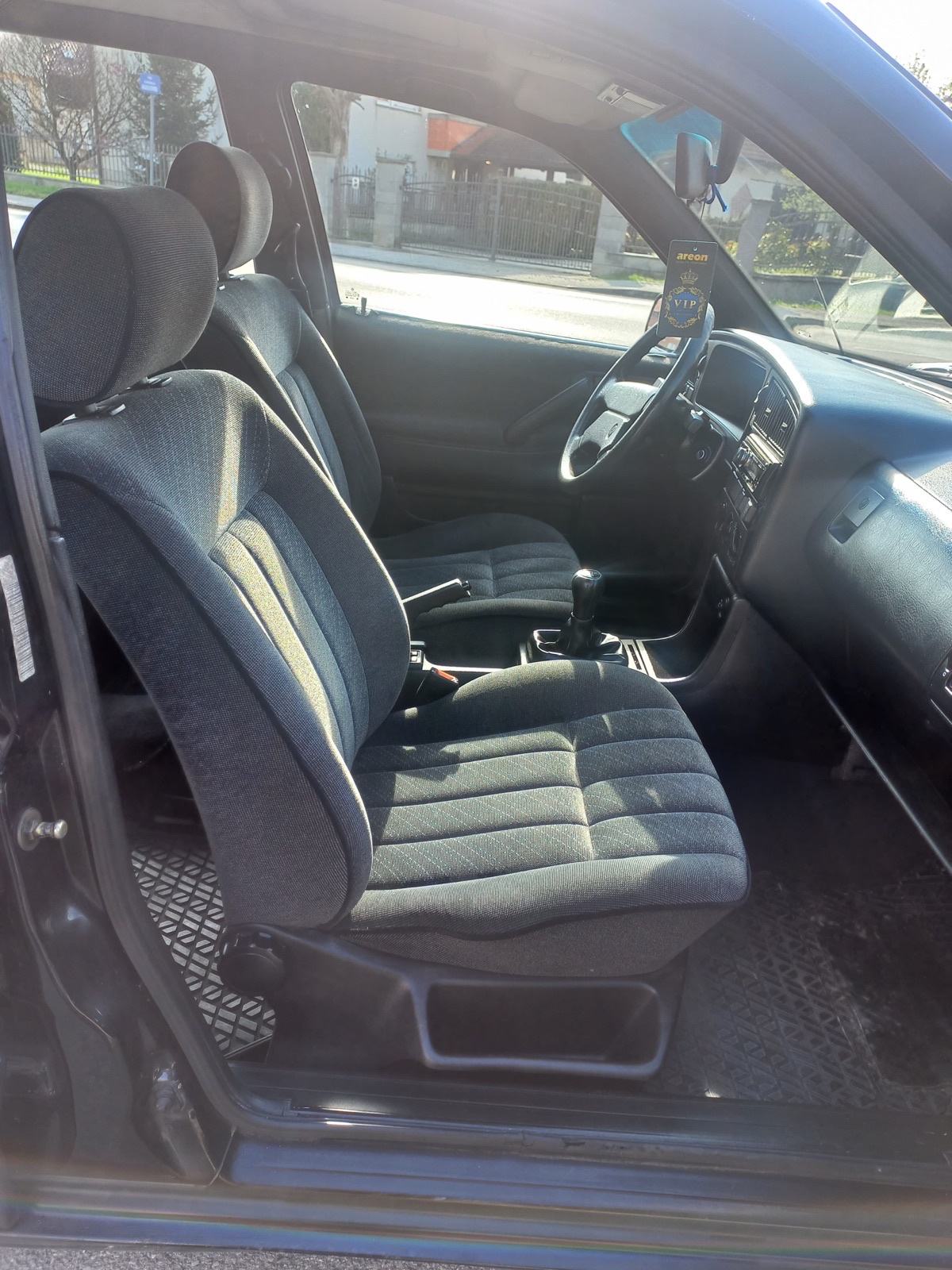 VW Passat CL AUTO ODLICAN SPREMAN ZA REG, fotografija 2