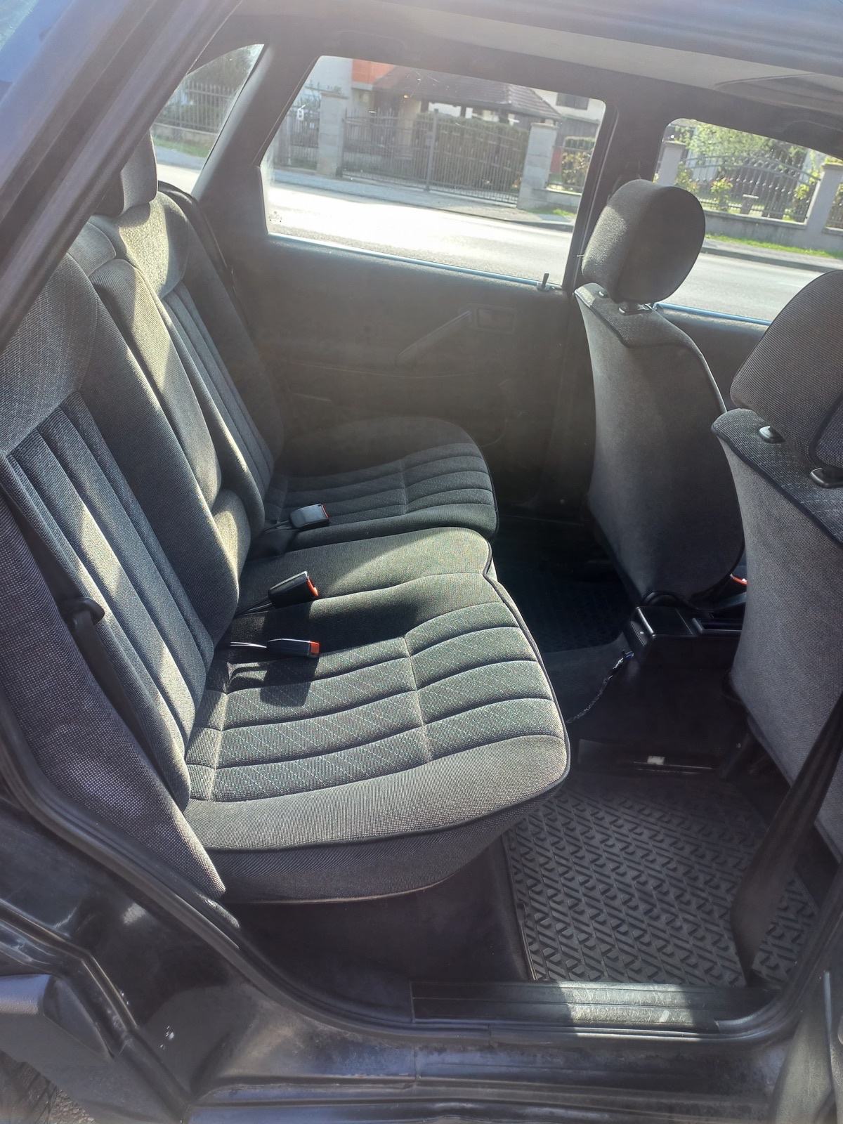 VW Passat CL AUTO ODLICAN SPREMAN ZA REG, fotografija 13