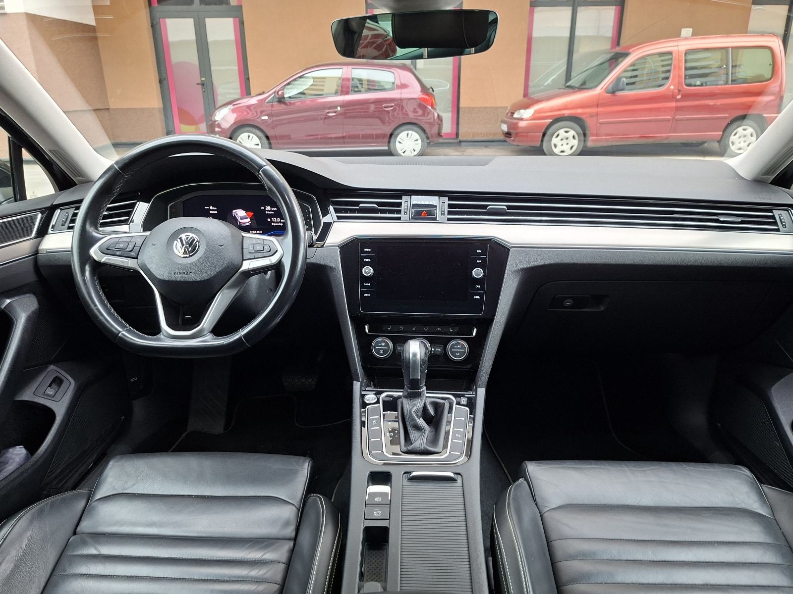 VW Passat ELEGANCE 2,0 TDI, DSG, fotografija 9