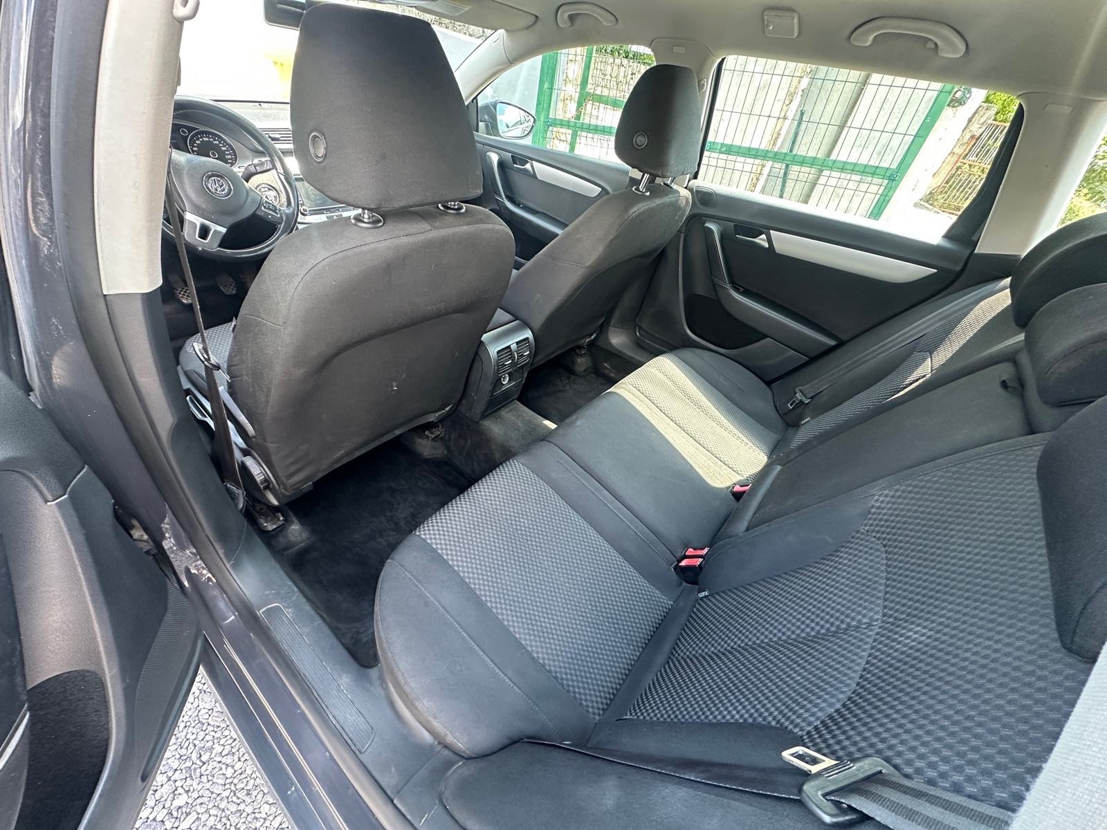 VW Passat karavan 1,6 TDI, fotografija 7