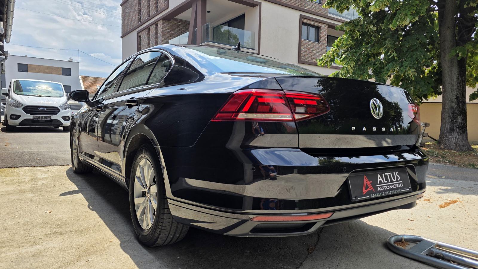 VW PASSAT LIMUZINA 8,5 | 1,6TDI DSG | BUSINESS+ | 9/20 | FULL LED, fotografija 4