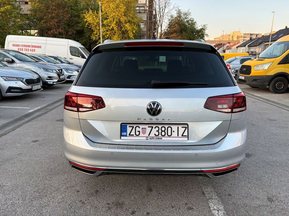 VW Passat Var 2.0 TDI DSG Elegance,200 ks,nije uvoz,tvor jam 10/2028, fotografija 5
