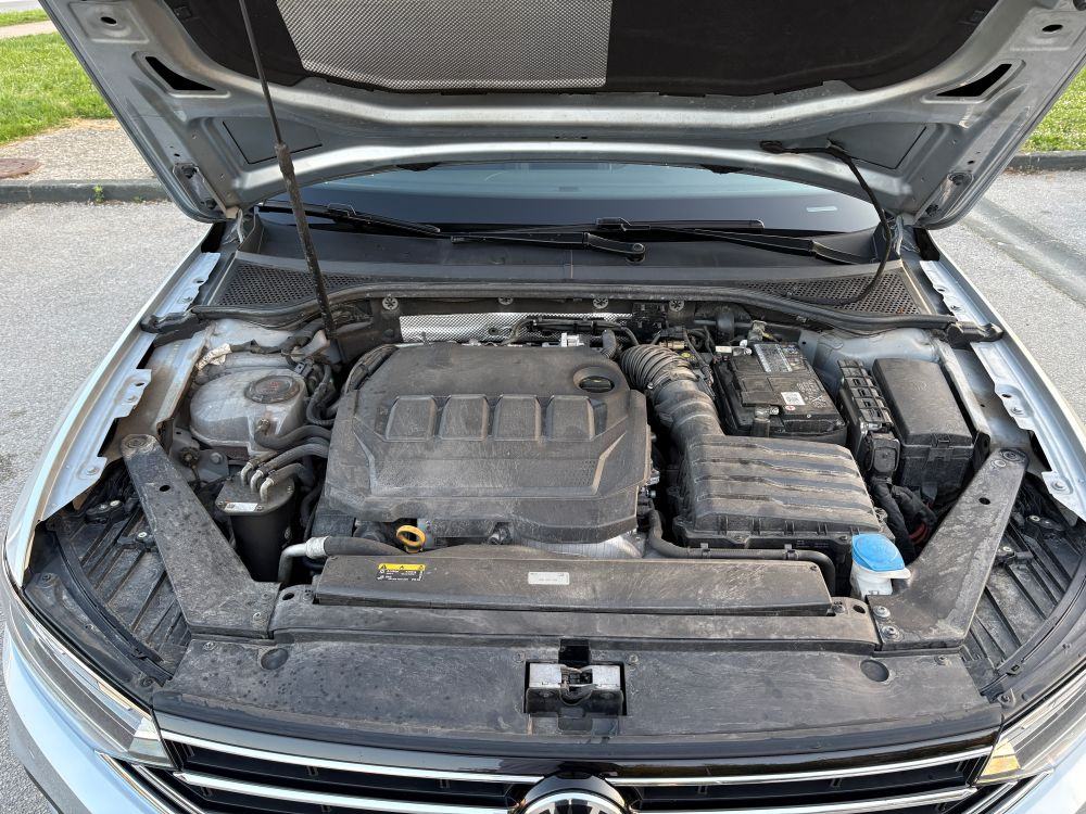 VW Passat Var 2.0 TDI DSG Elegance,200 ks,nije uvoz,tvor jam 10/2028, fotografija 13