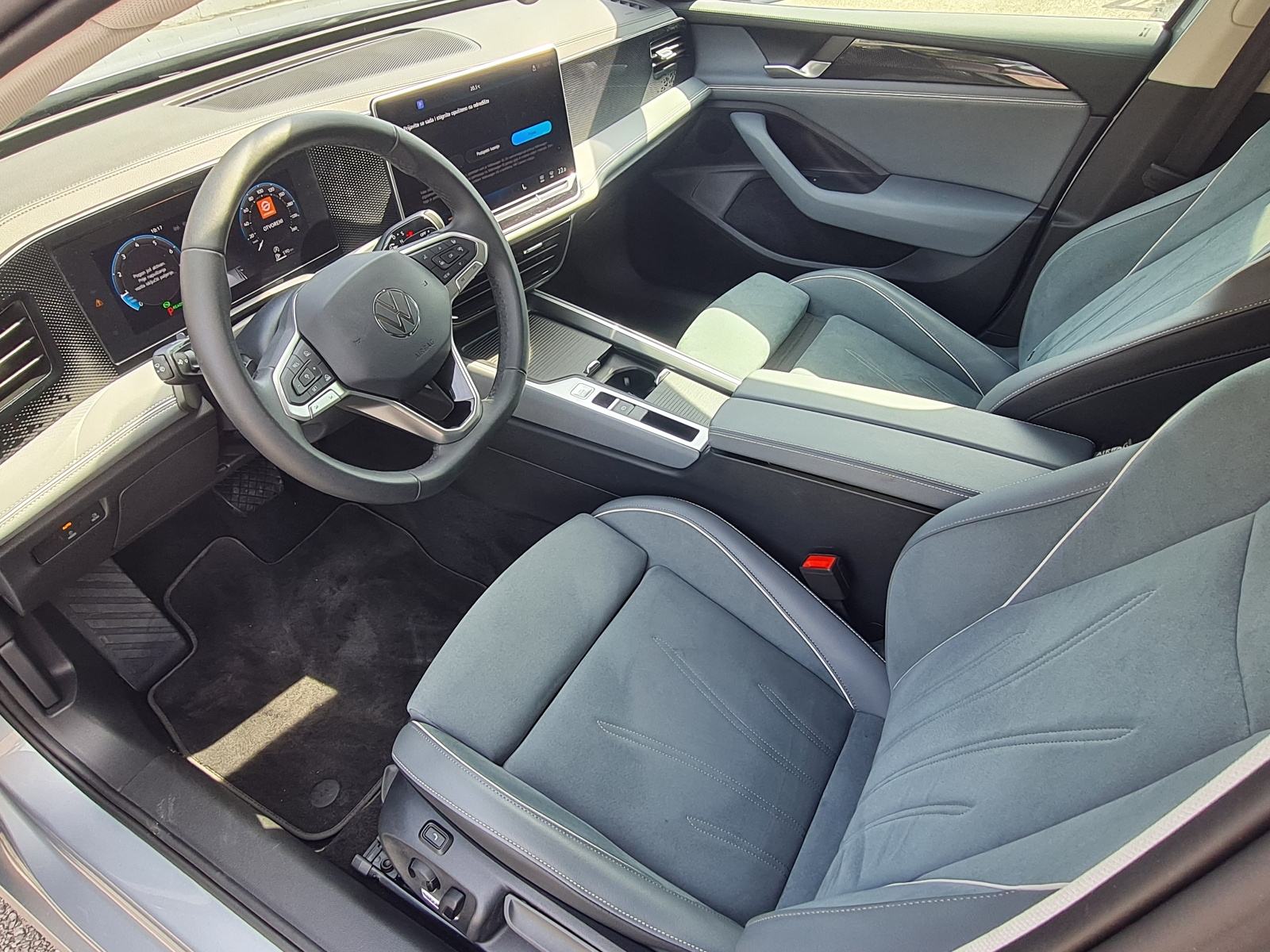 VW Passat Variant 1,5 TSI DSG Elegance Business --2024.g.--22.900km--, fotografija 7