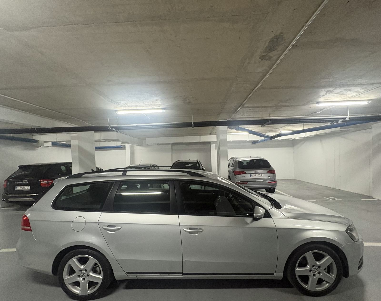 VW Passat Variant 1,6 TDI 6 brzina/ KUKA/ Moguća zamjena/, fotografija 3