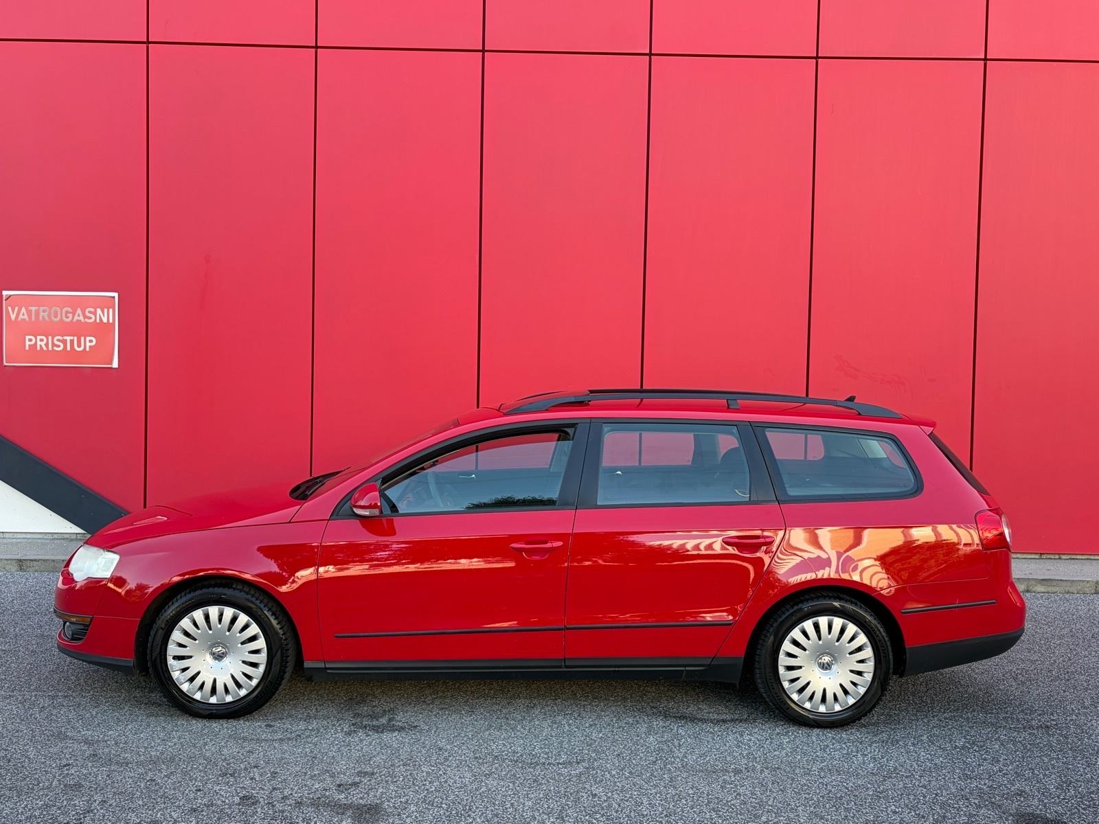 VW PASSAT VARIANT 1.6 TDI AUTOMATSKA KLIMA ŠIBER KAO NOV!!!, fotografija 5