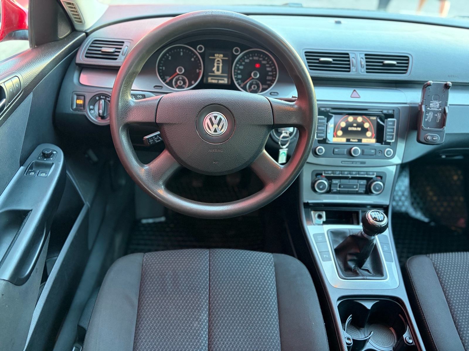 VW PASSAT VARIANT 1.6 TDI AUTOMATSKA KLIMA ŠIBER KAO NOV!!!, fotografija 9