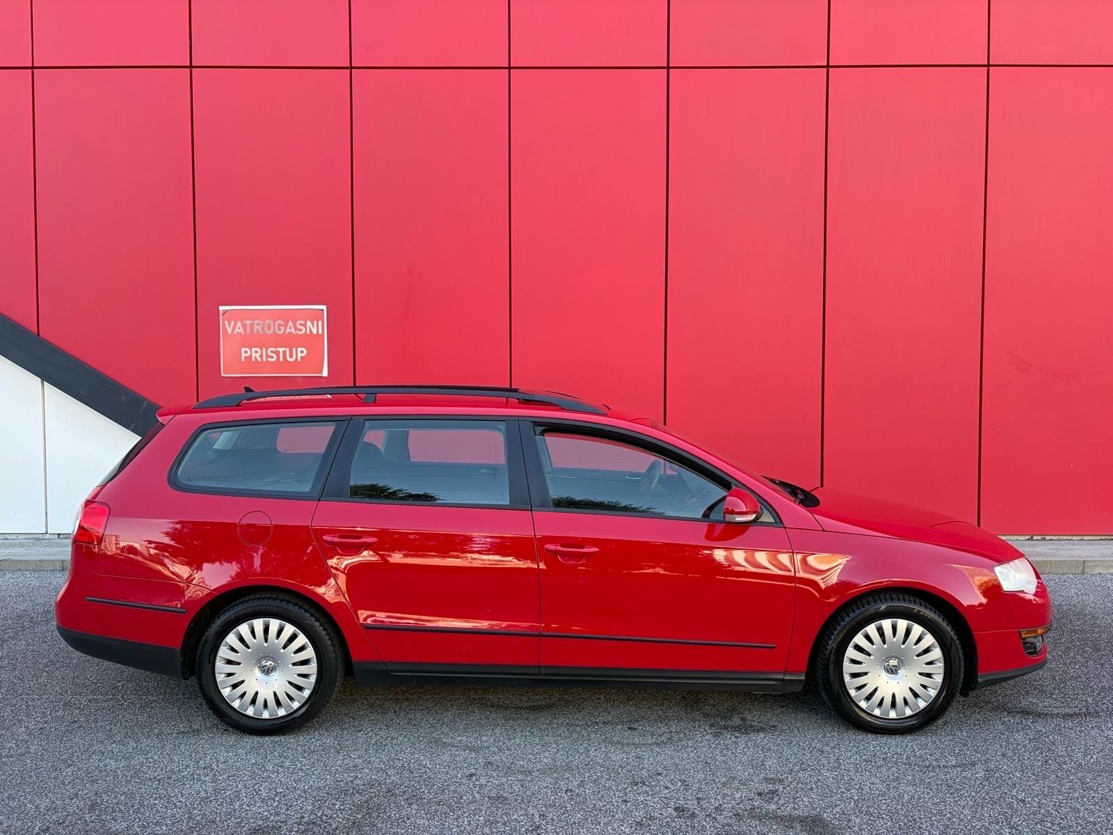 VW PASSAT VARIANT 1.6 TDI AUTOMATSKA KLIMA ŠIBER KAO NOV!!!, fotografija 6