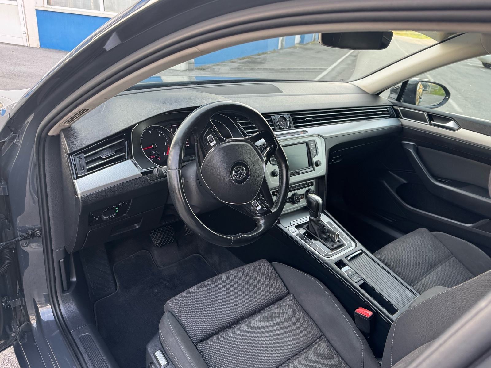 VW Passat Variant 1,6 TDI BMT DSG automatik, fotografija 5