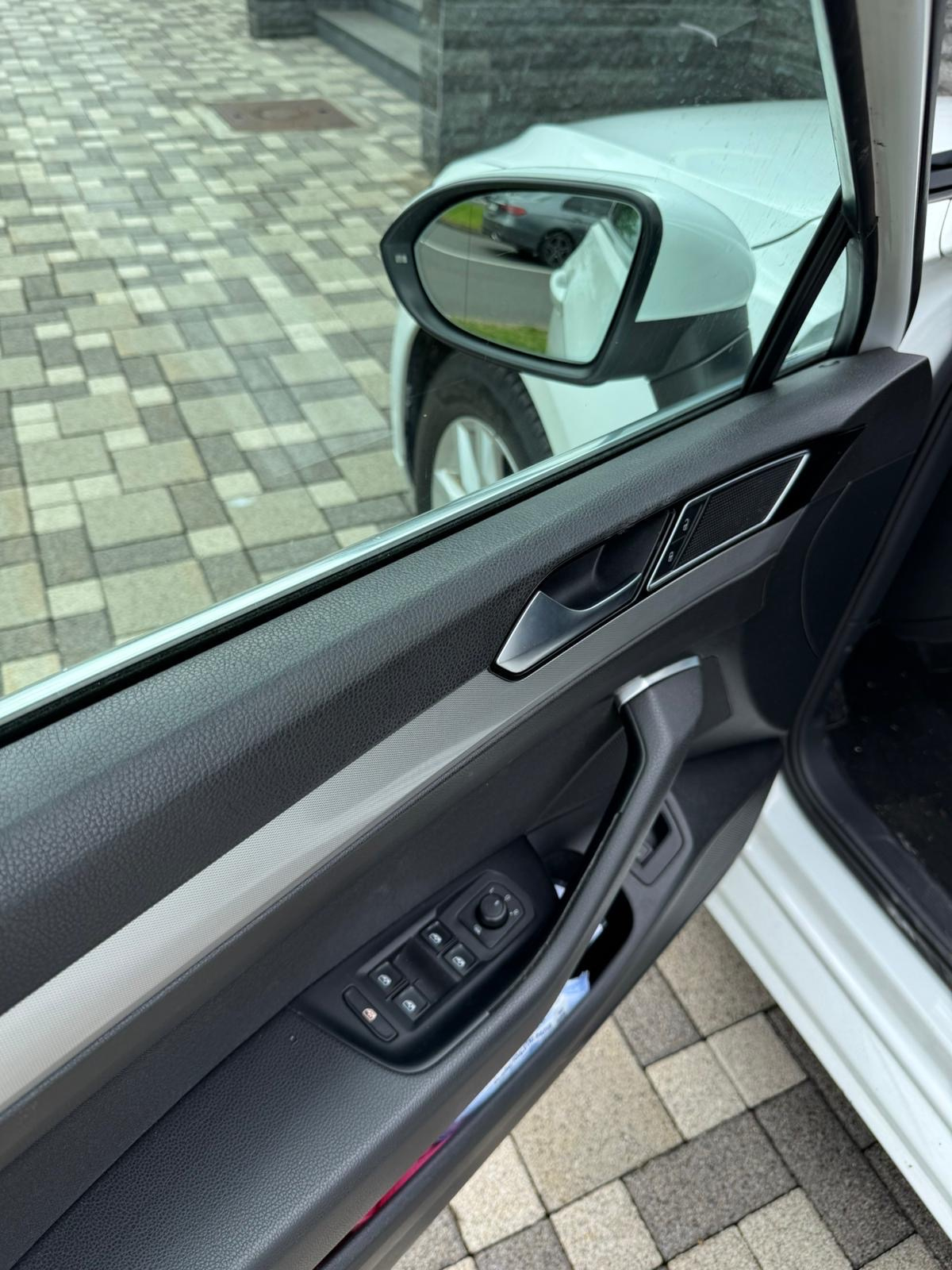 VW Passat Variant 1,6 TDI BMT DSG-AUTOMAT,Bi-XENON VRHUNSKI, fotografija 18