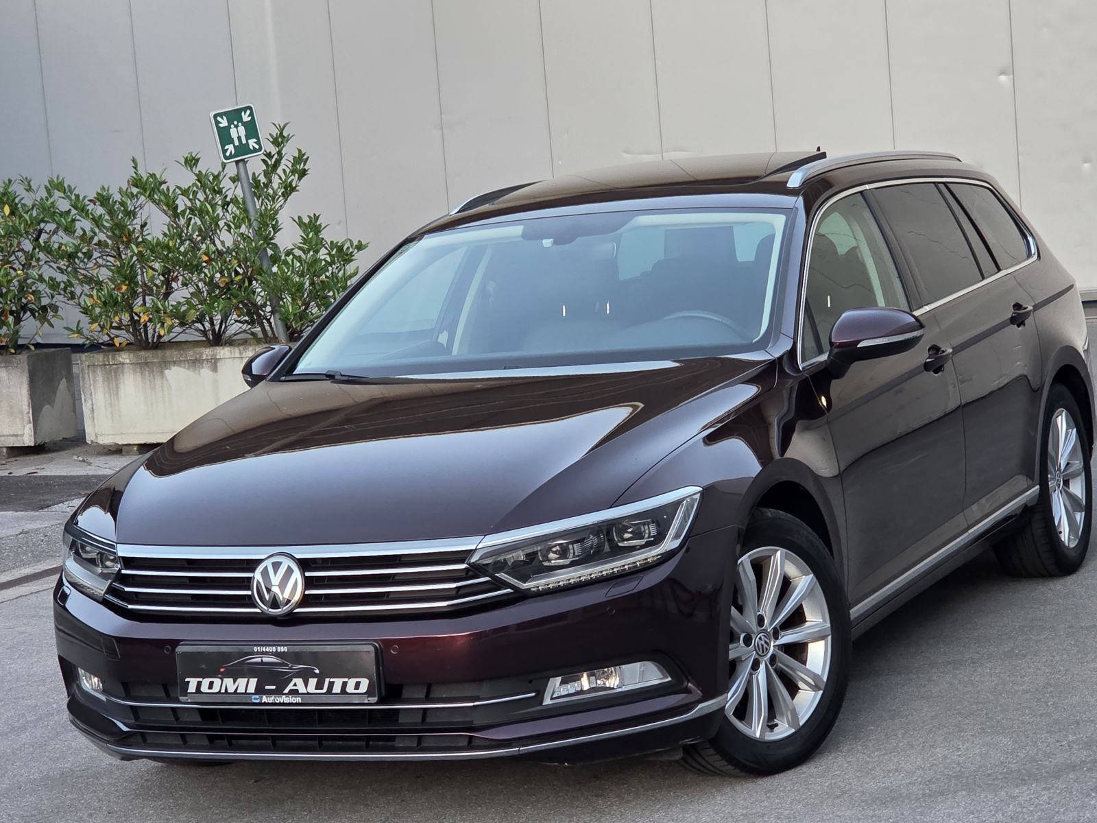 VW Passat Variant 1.6 TDI BMT DSG automatik,LED,NAVI,PANO,HIGHLINE, fotografija 2