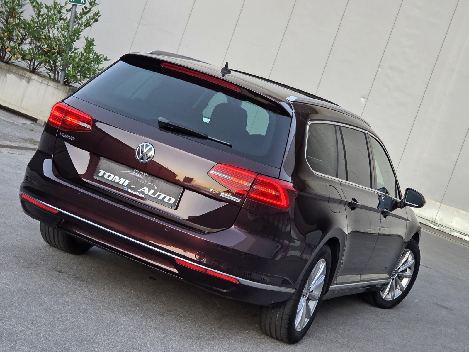 VW Passat Variant 1.6 TDI BMT DSG automatik,LED,NAVI,PANO,HIGHLINE, fotografija 5