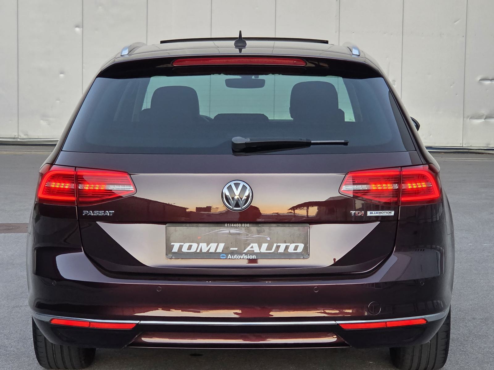 VW Passat Variant 1.6 TDI BMT DSG automatik,LED,NAVI,PANO,HIGHLINE, fotografija 6