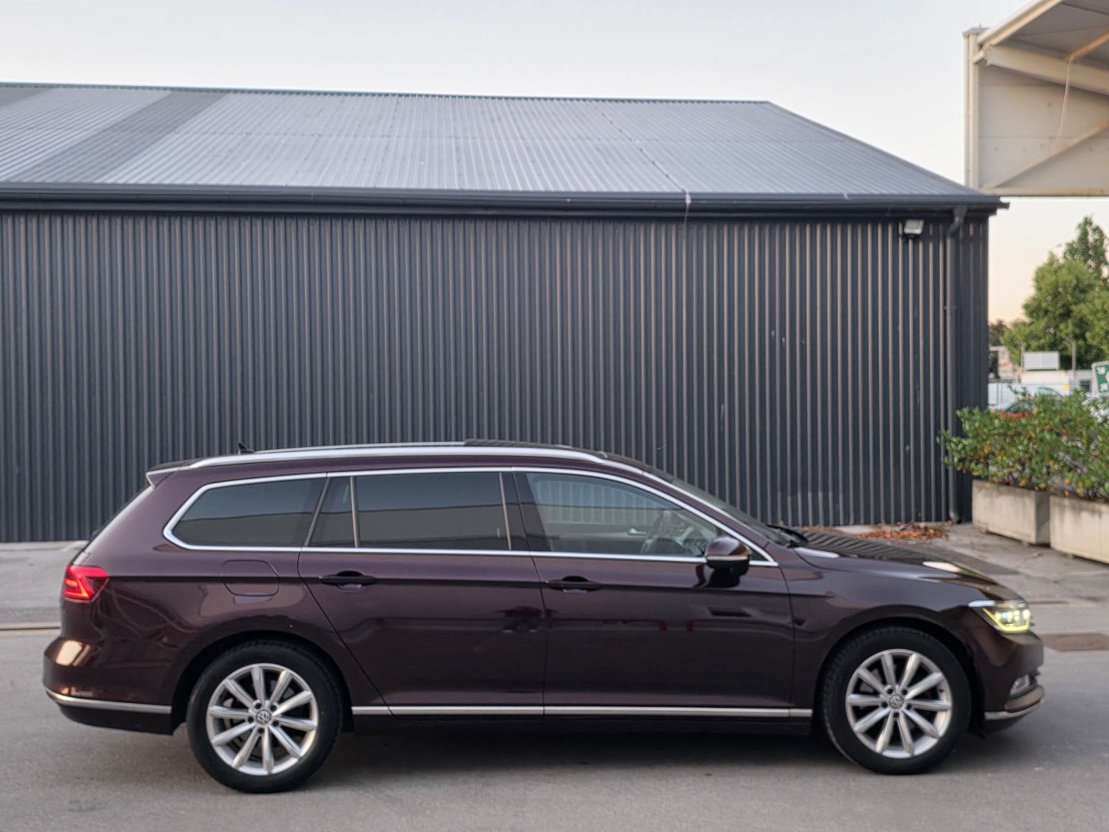 VW Passat Variant 1.6 TDI BMT DSG automatik,LED,NAVI,PANO,HIGHLINE, fotografija 7