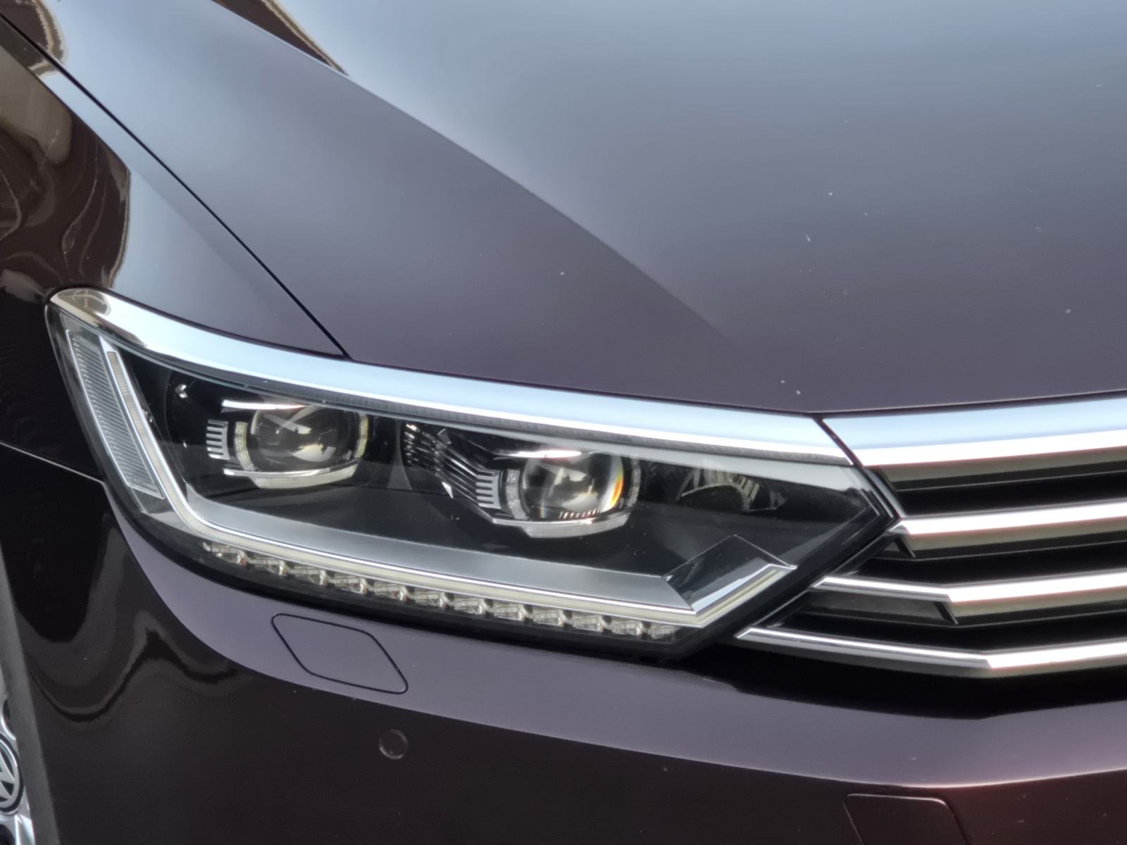 VW Passat Variant 1.6 TDI BMT DSG automatik,LED,NAVI,PANO,HIGHLINE, fotografija 11
