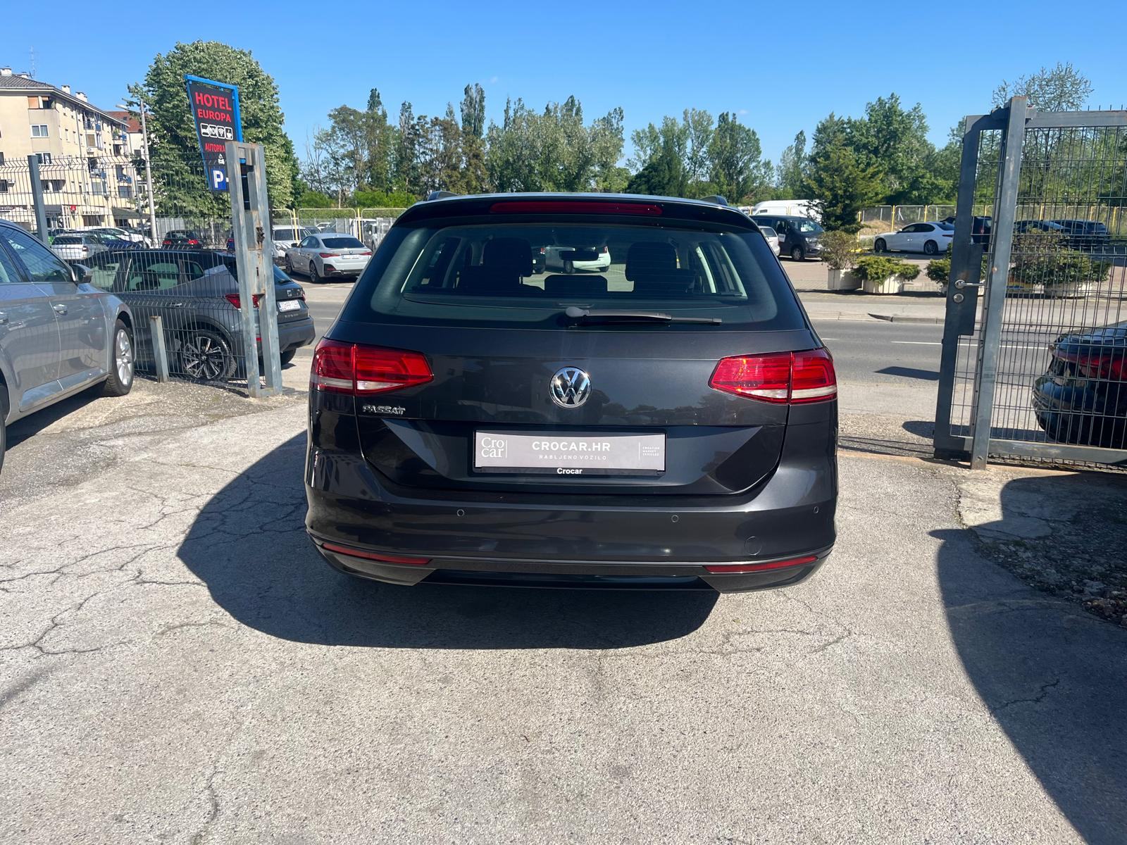 VW Passat Variant 1,6 TDI BMT DSG Comfortline Nije uvoz, fotografija 6