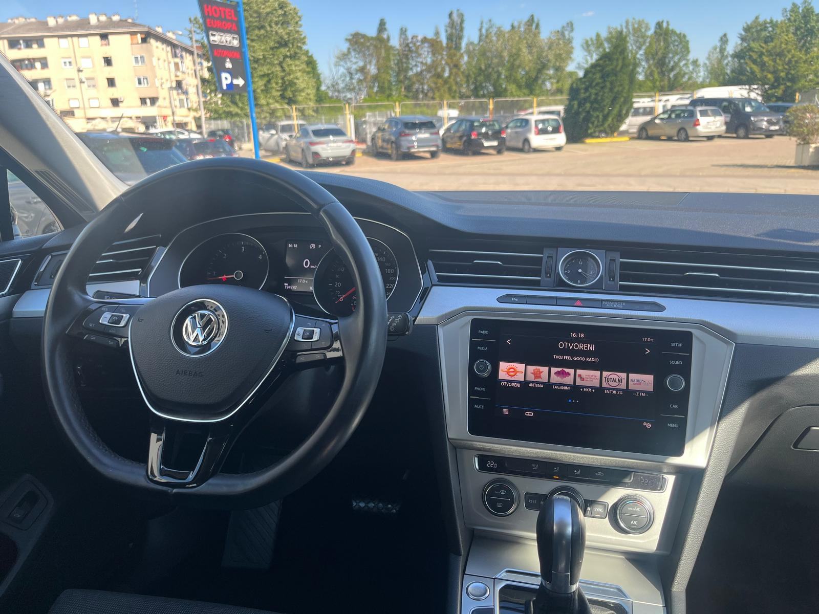 VW Passat Variant 1,6 TDI BMT DSG Comfortline Nije uvoz, fotografija 14