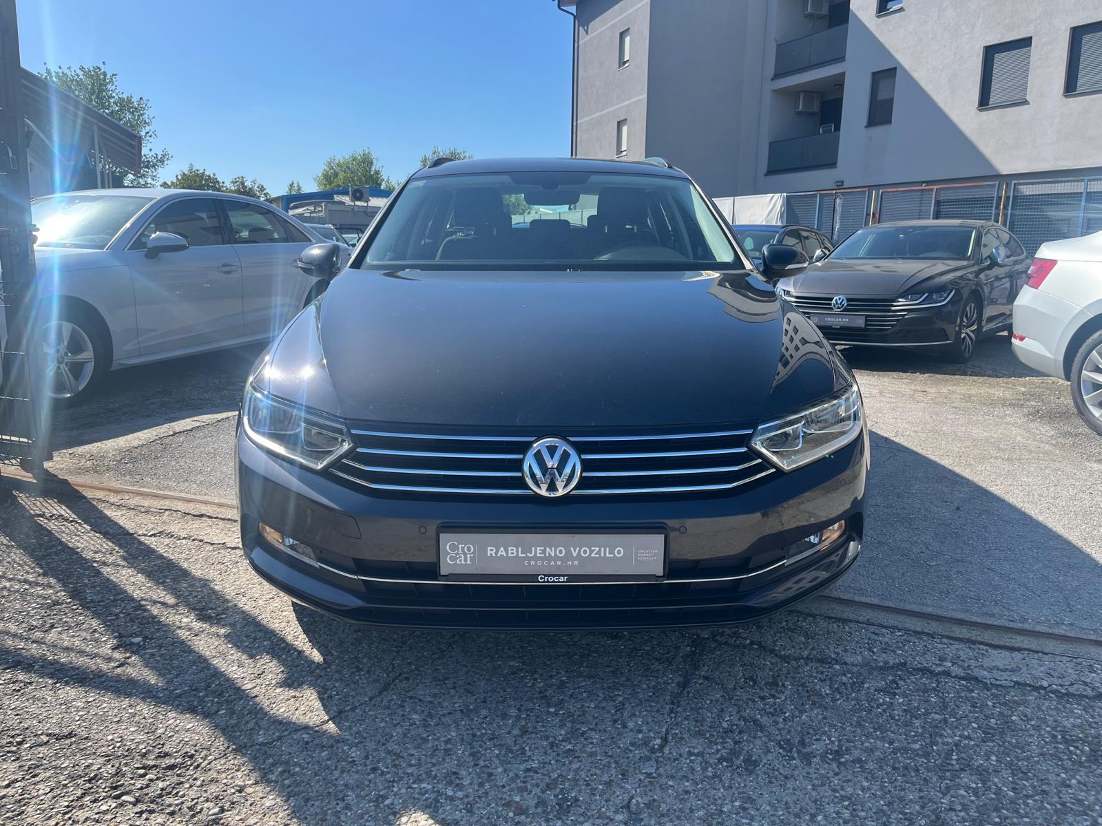 VW Passat Variant 1,6 TDI BMT DSG Comfortline Nije uvoz, fotografija 2