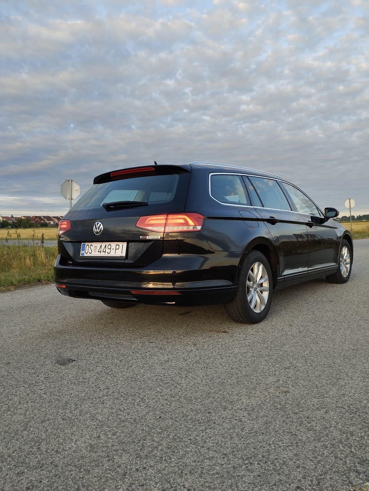VW Passat Variant 1,6 TDI BMT DSG, fotografija 3
