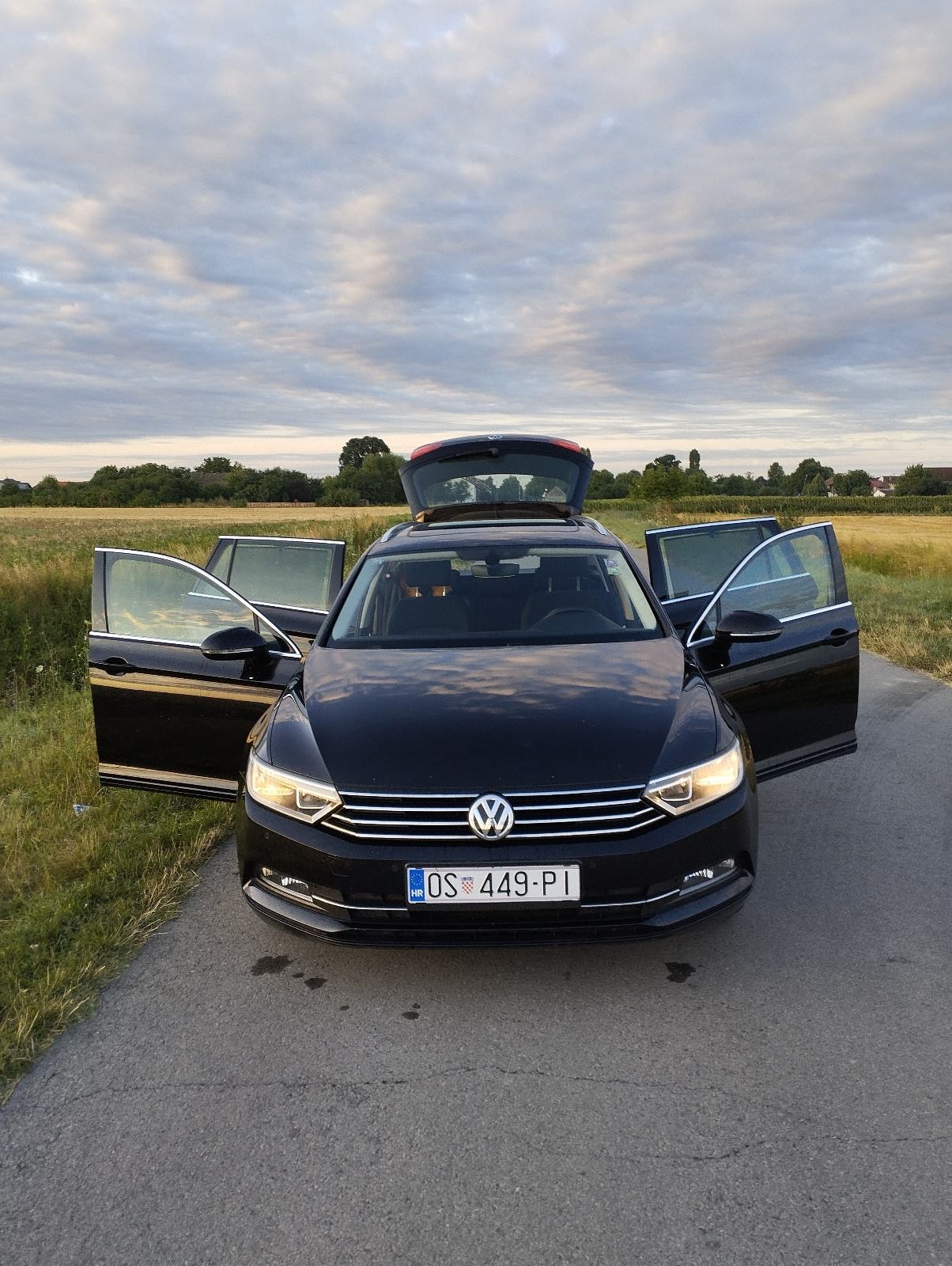 VW Passat Variant 1,6 TDI BMT DSG, fotografija 6