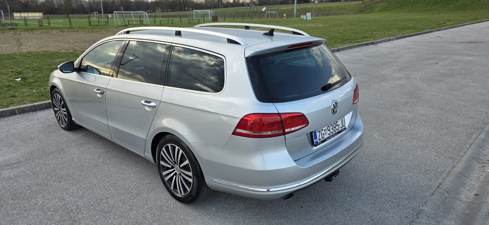 VW Passat Variant 1,6 TDI BMT Highline . Koža . Top stanje . Reg 06/27, fotografija 7