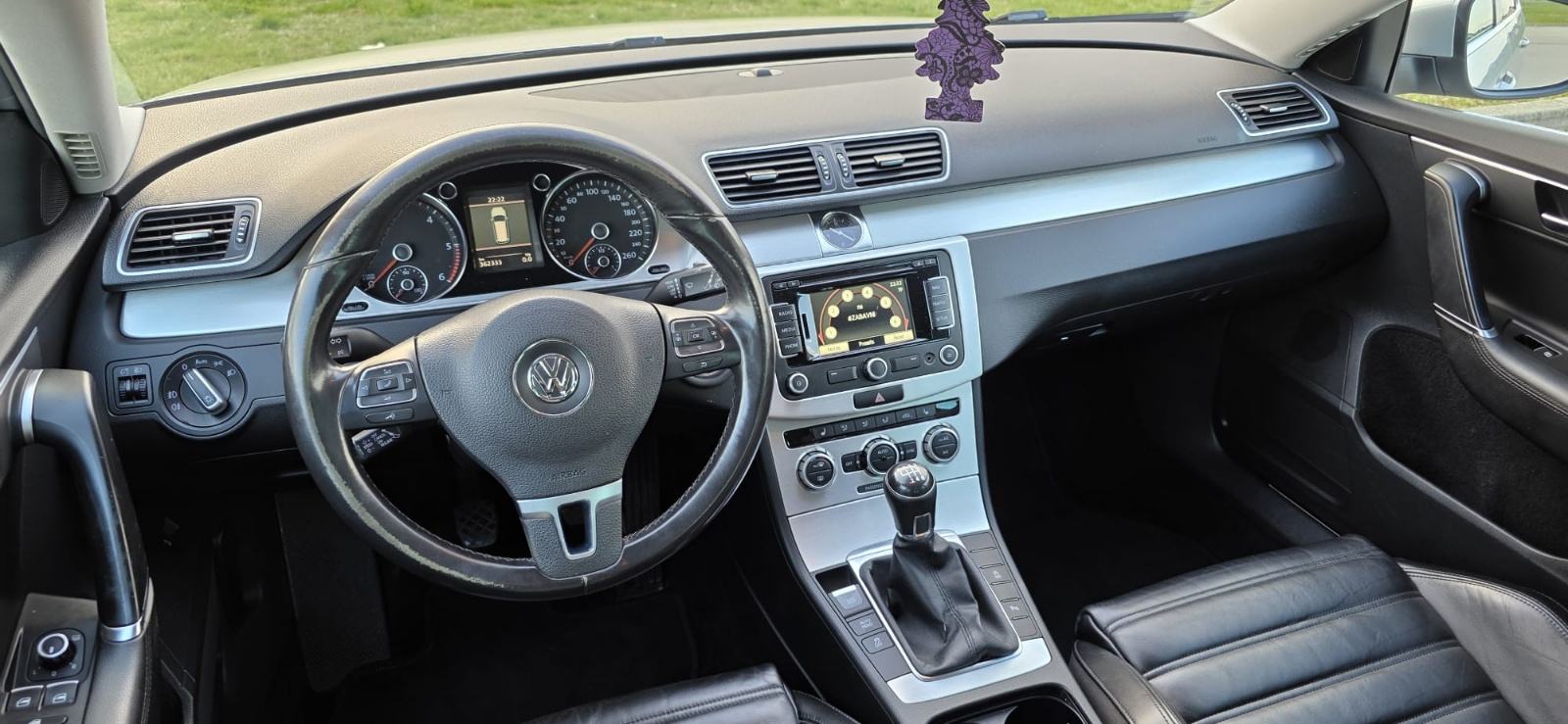 VW Passat Variant 1,6 TDI BMT Highline . Koža . Top stanje . Reg 06/27, fotografija 19