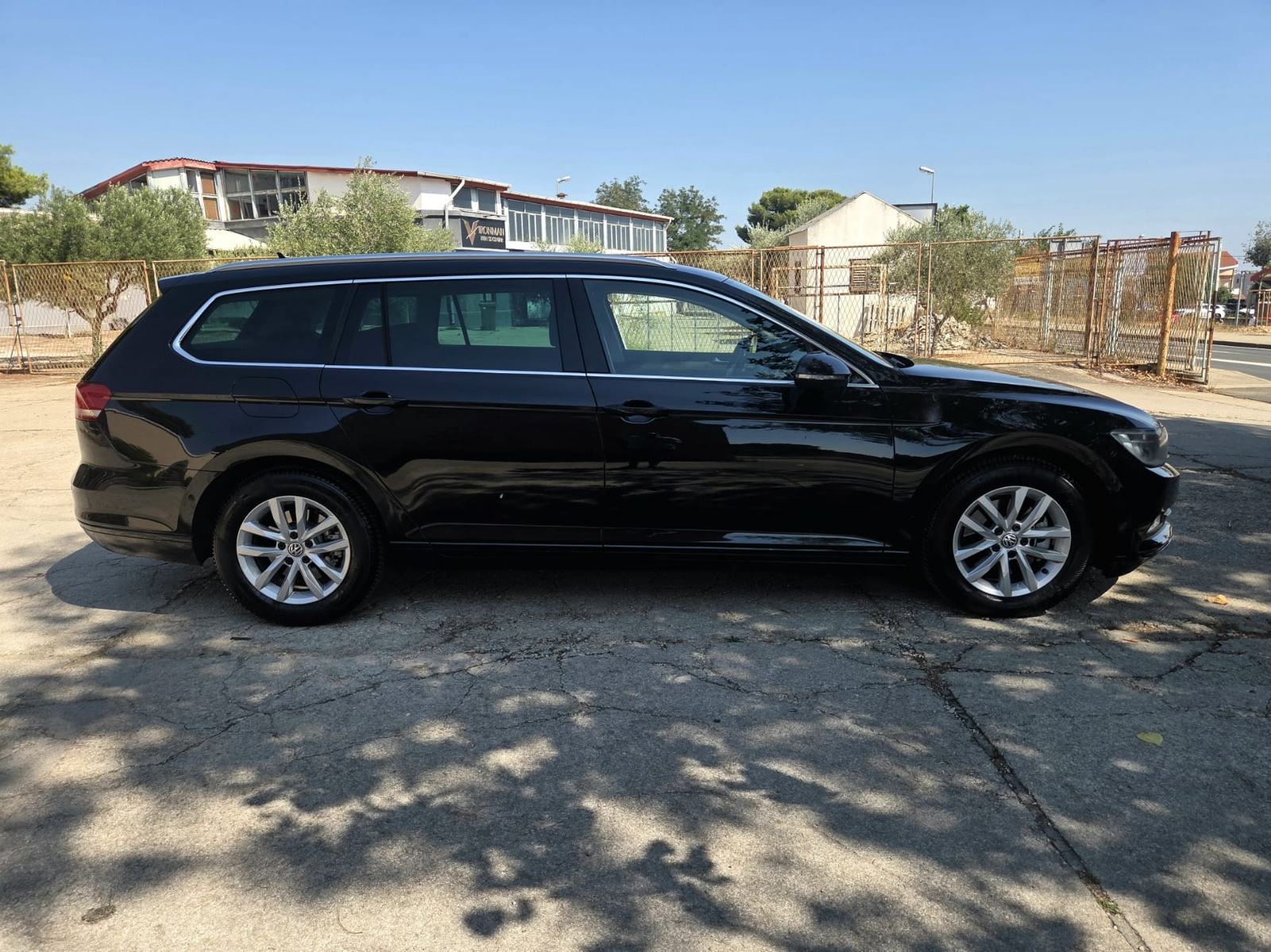 VW Passat Variant 1,6 TDI Sport Style, fotografija 8