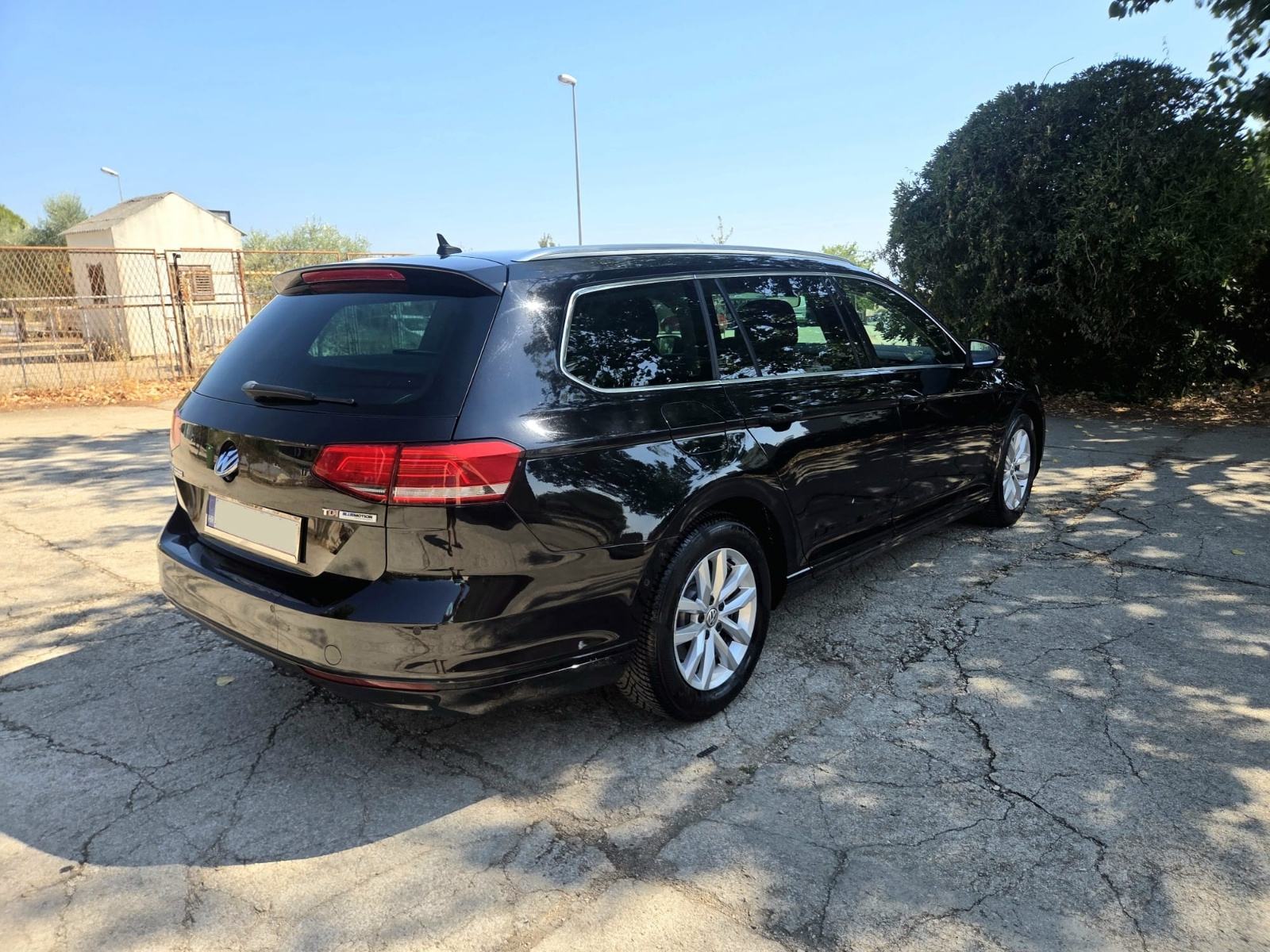 VW Passat Variant 1,6 TDI Sport Style, fotografija 6
