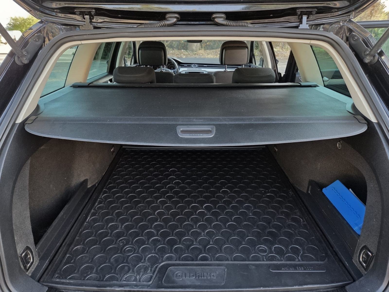 VW Passat Variant 1,6 TDI Sport Style, fotografija 17