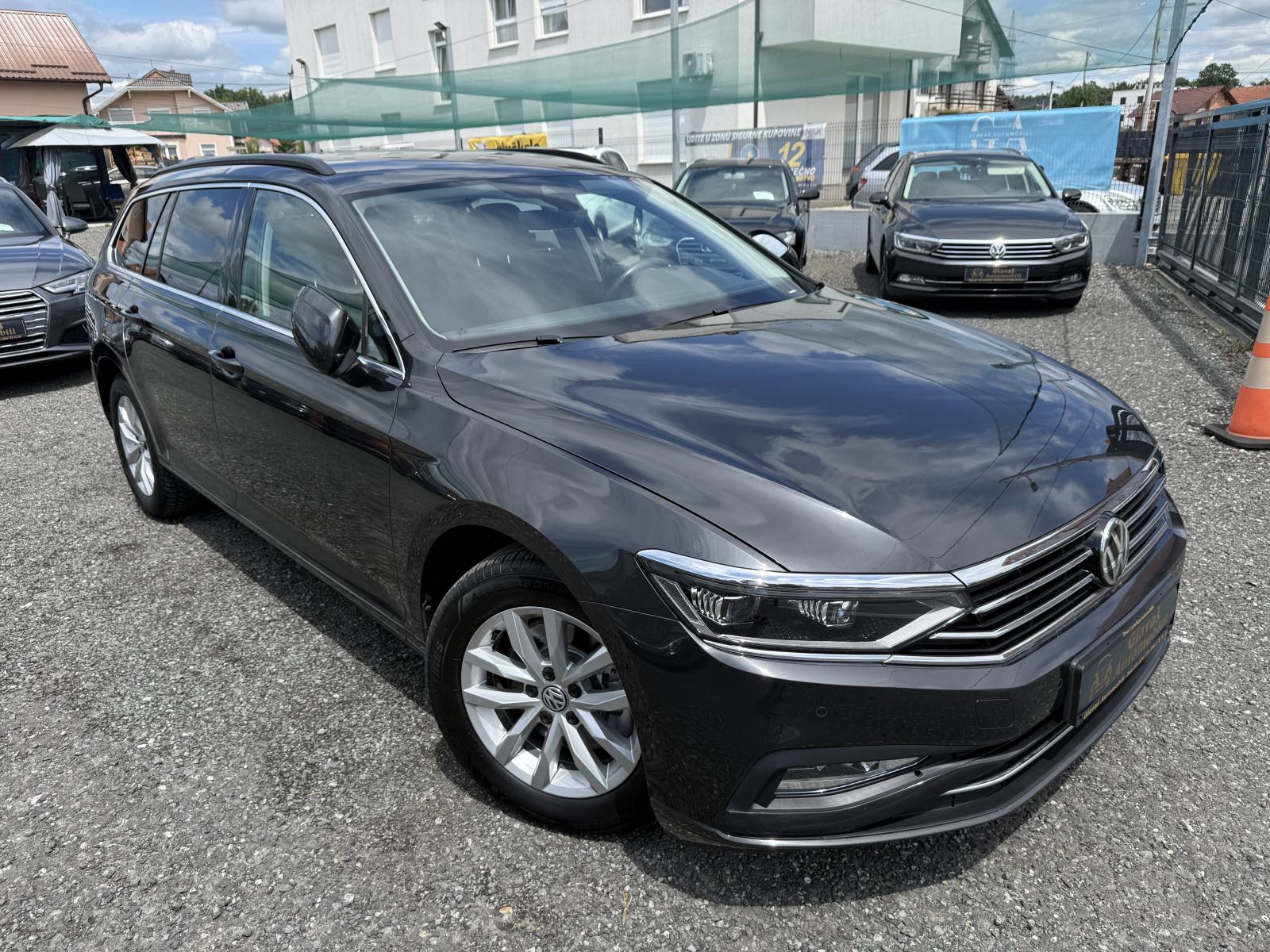 VW Passat Variant 1,6 TDI DSG,NAVI,KAMERA,LED,MATRIX,JAMSTVO!!!, fotografija 2