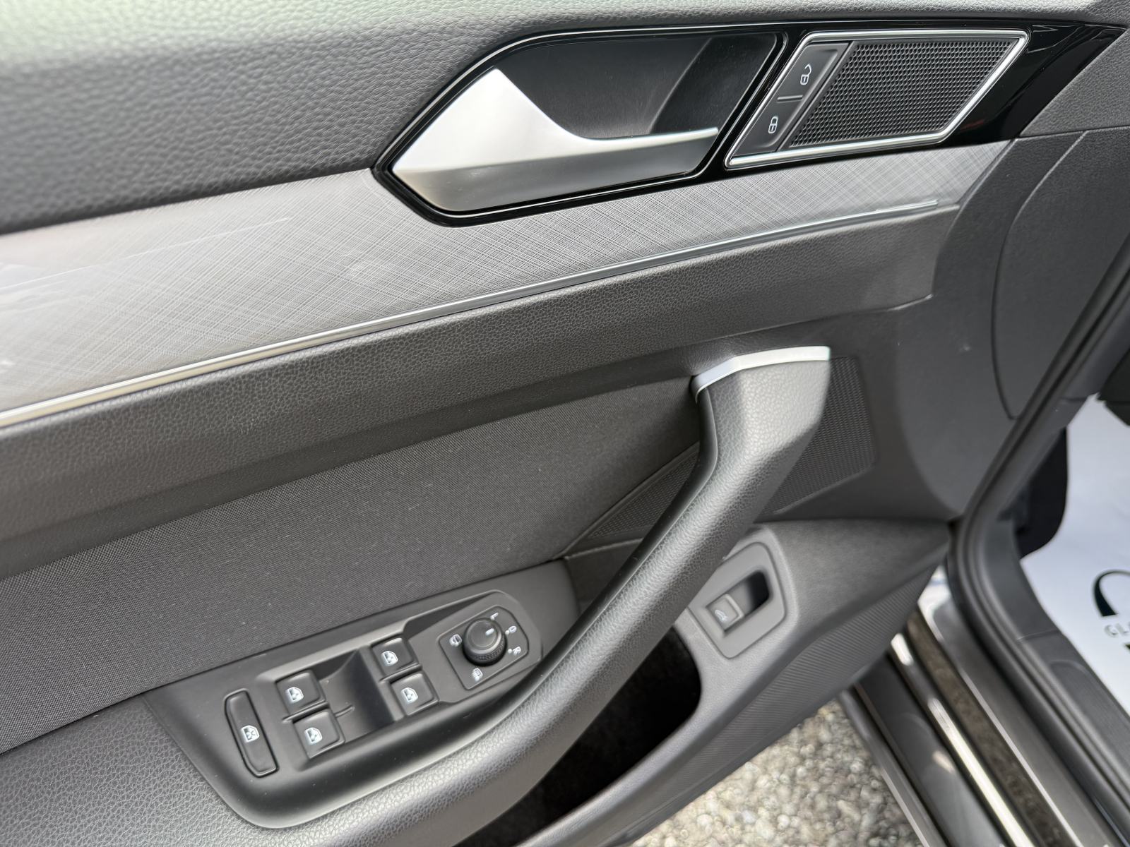 VW Passat Variant 1,6 TDI DSG,NAVI,KAMERA,LED,MATRIX,JAMSTVO!!!, fotografija 11