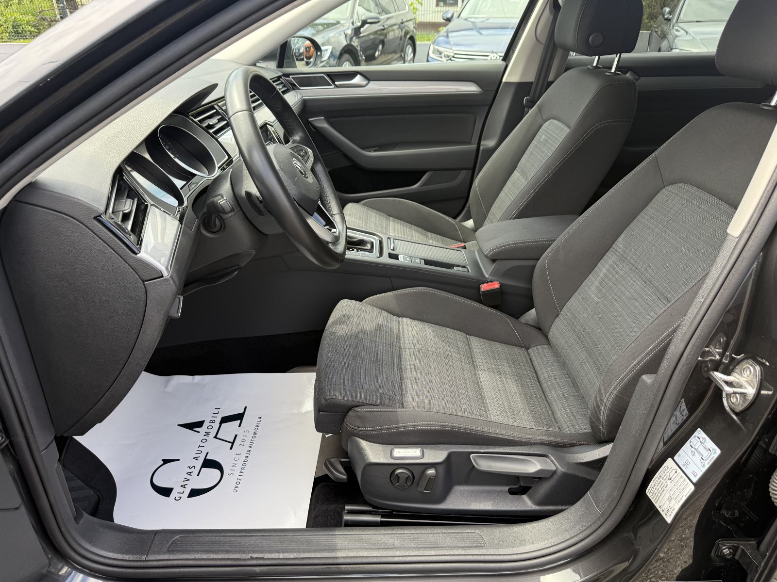 VW Passat Variant 1,6 TDI DSG,NAVI,KAMERA,LED,MATRIX,JAMSTVO!!!, fotografija 12